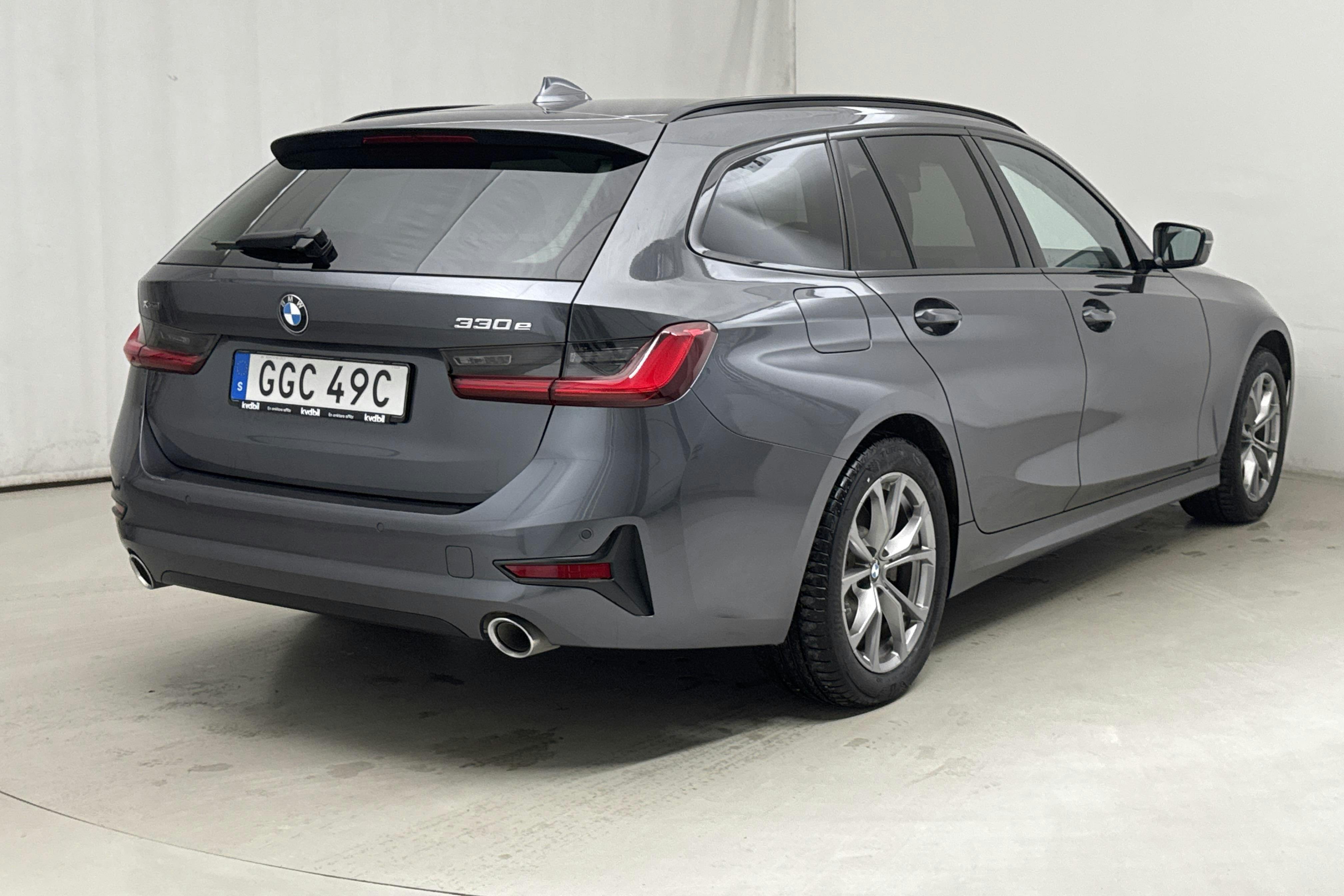 BMW 330e xDrive Touring, G21 (292hk) - 10 492 mil - Automat - grå - 2021