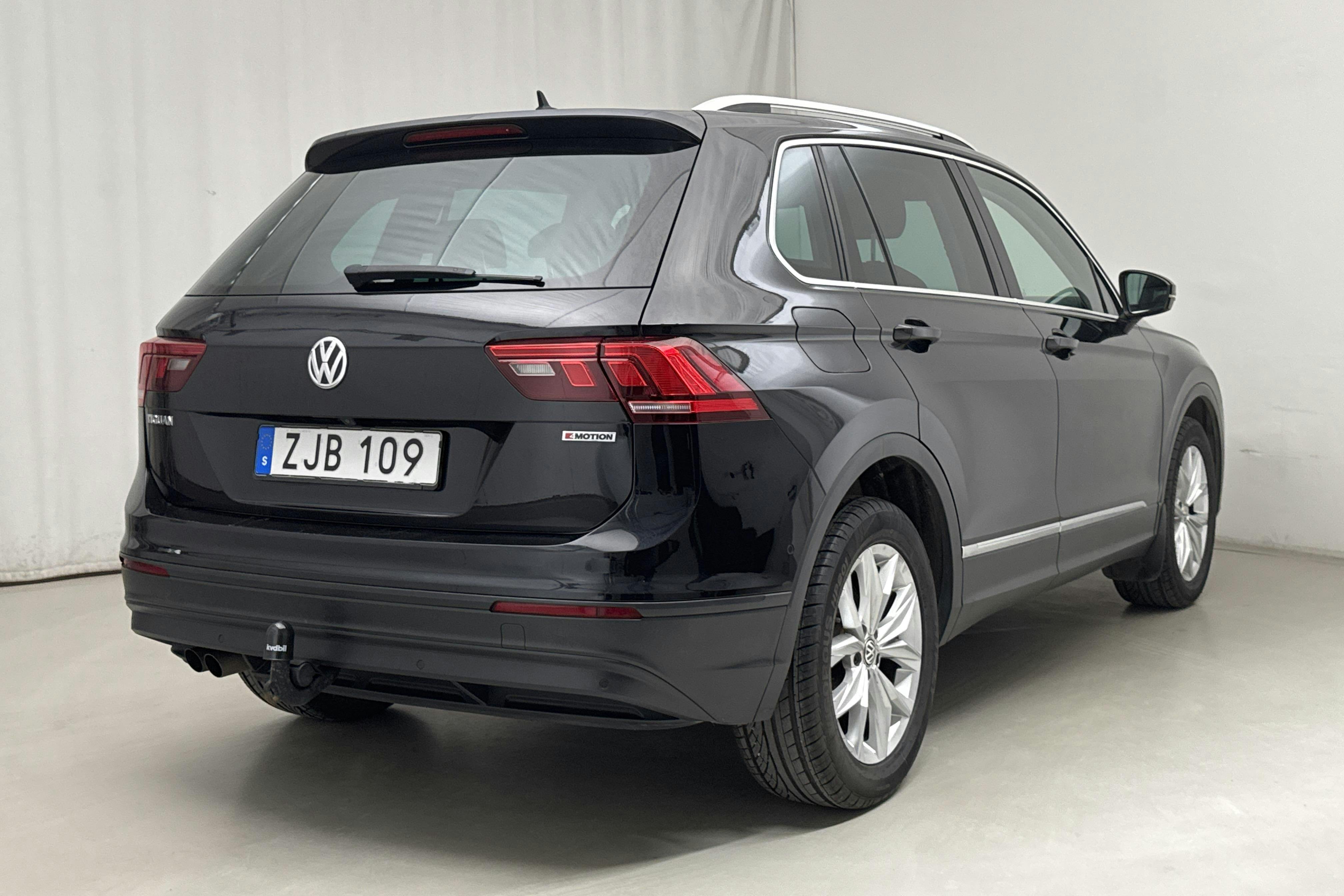 VW Tiguan 1.4 TSI 4MOTION (150hk) - 9 753 mil - Automat - svart - 2018