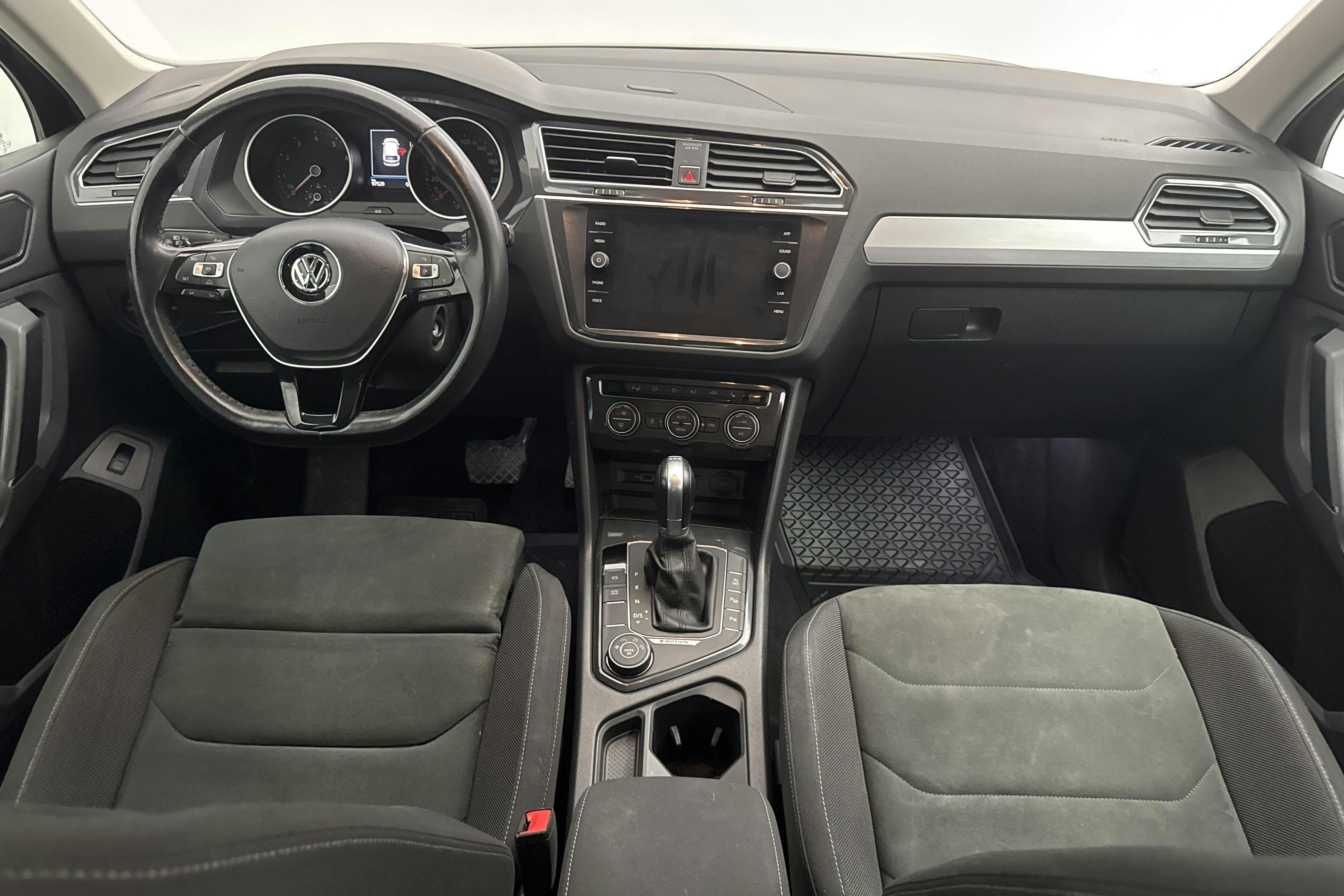 VW Tiguan 1.4 TSI 4MOTION (150hk) - 9 753 mil - Automat - svart - 2018