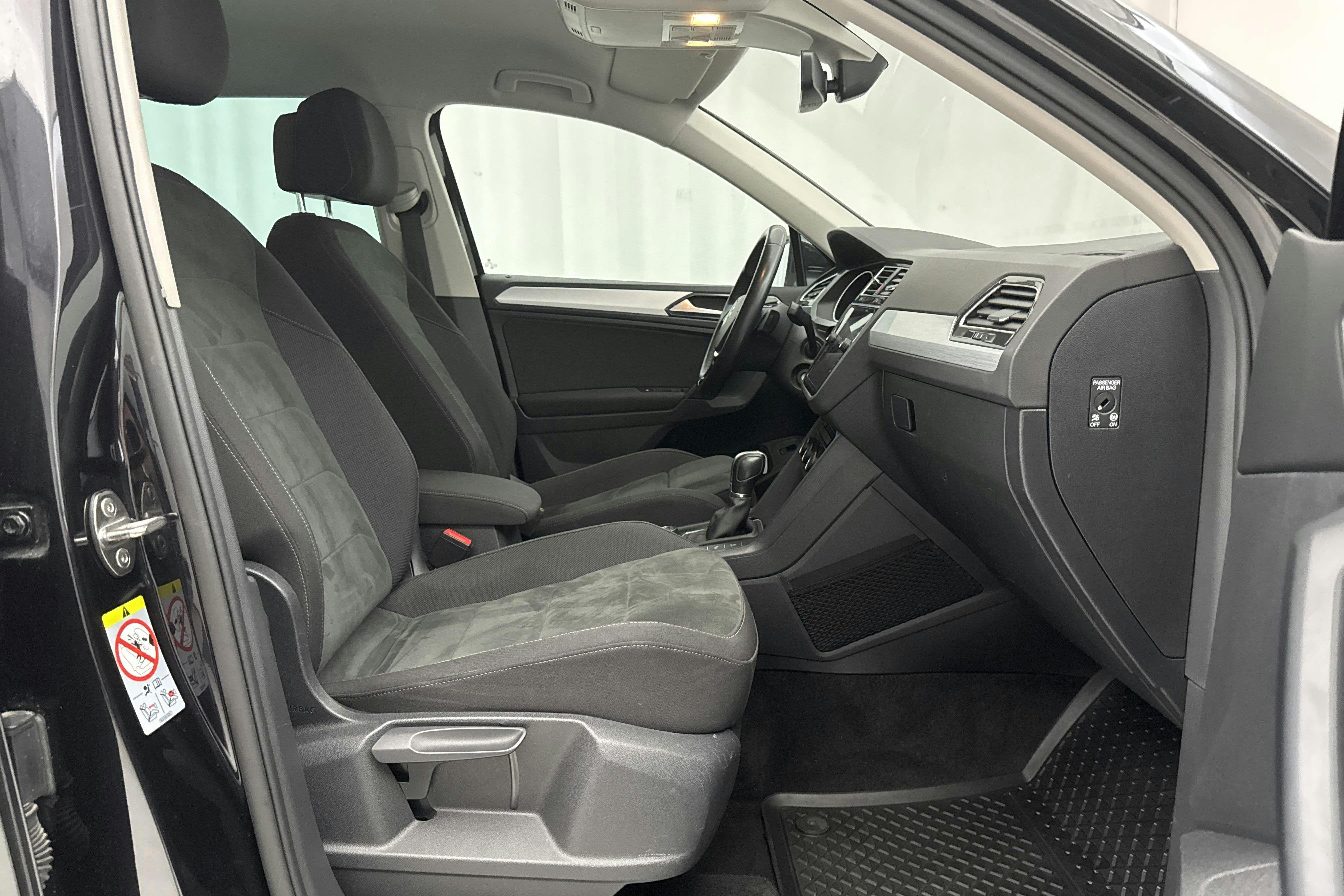 VW Tiguan 1.4 TSI 4MOTION (150hk) - 9 753 mil - Automat - svart - 2018