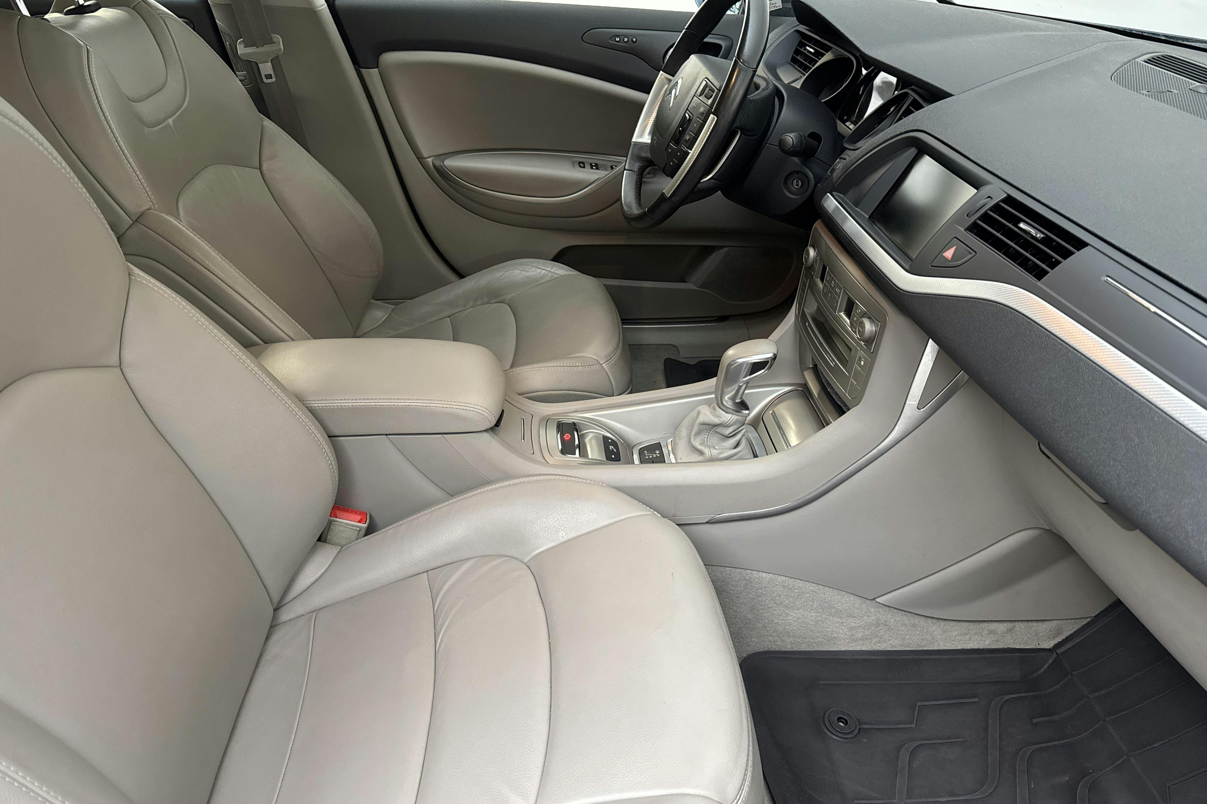 Citroën C5 III 2.0 BlueHDi (180hk) - 13 142 mil - Automat - Dark Blue - 2016