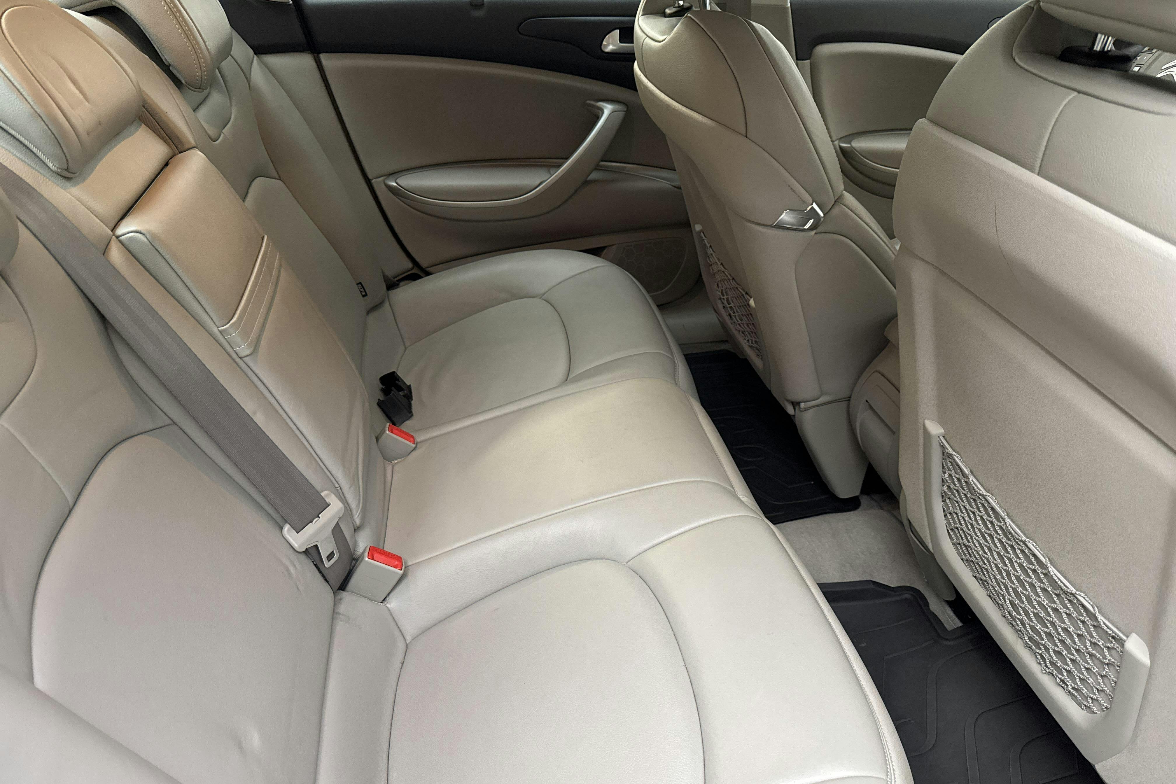 Citroën C5 III 2.0 BlueHDi (180hk) - 13 142 mil - Automat - Dark Blue - 2016