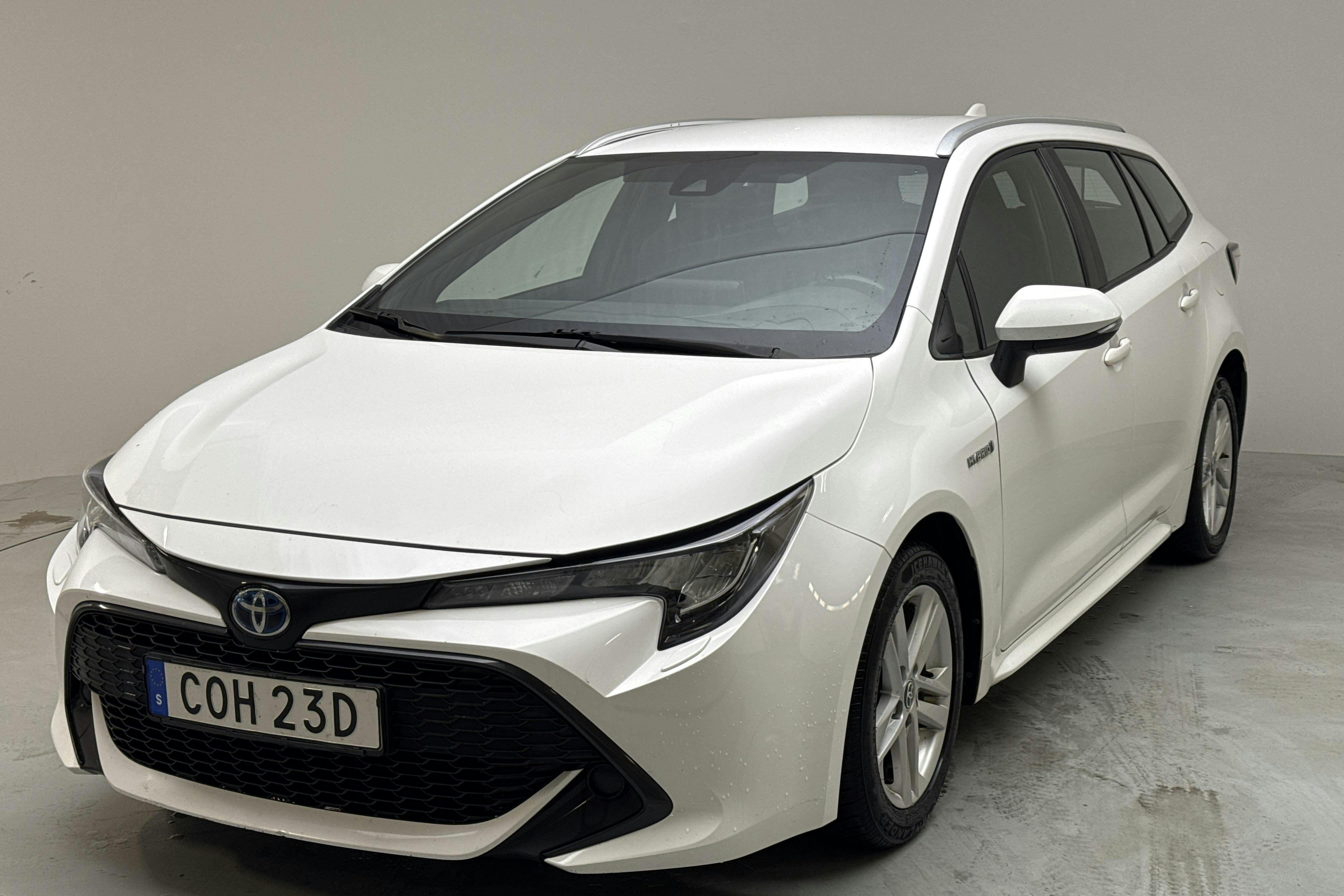 Toyota Corolla 1.8 Hybrid Touring Sports (122hk) - 245 300 km - Automatic - white - 2022