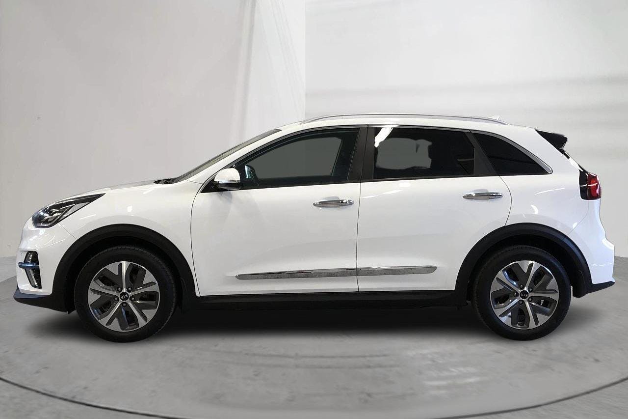 KIA Niro EV 64 kWh (204hk) - 10 560 mil - Automat - vit - 2020