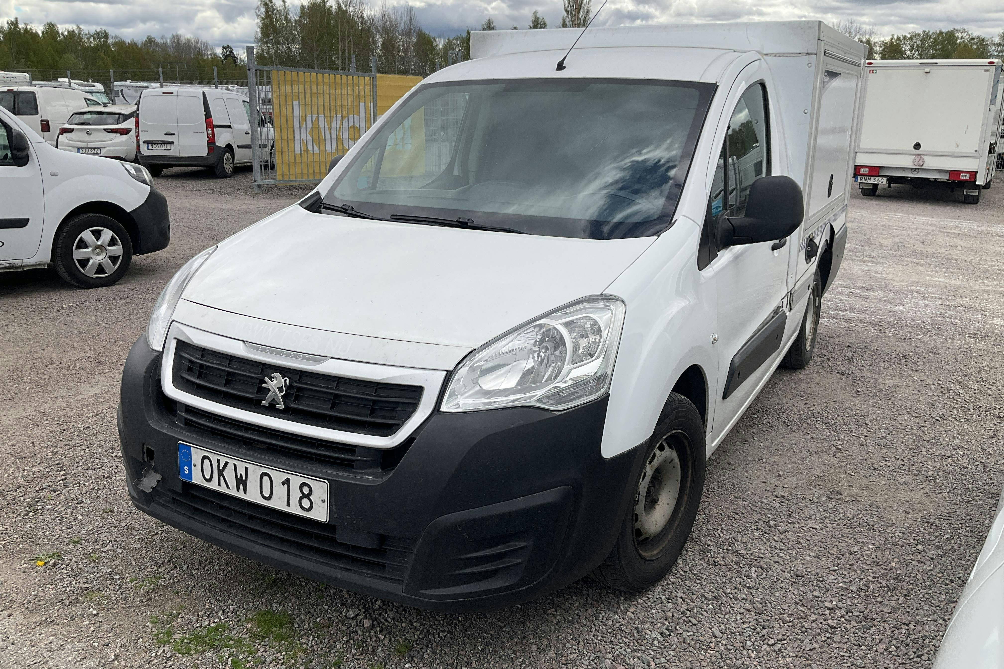Peugeot Partner 1.6 BlueHDI Skåp (100hk) - 0 mil - Manuell - vit - 2016