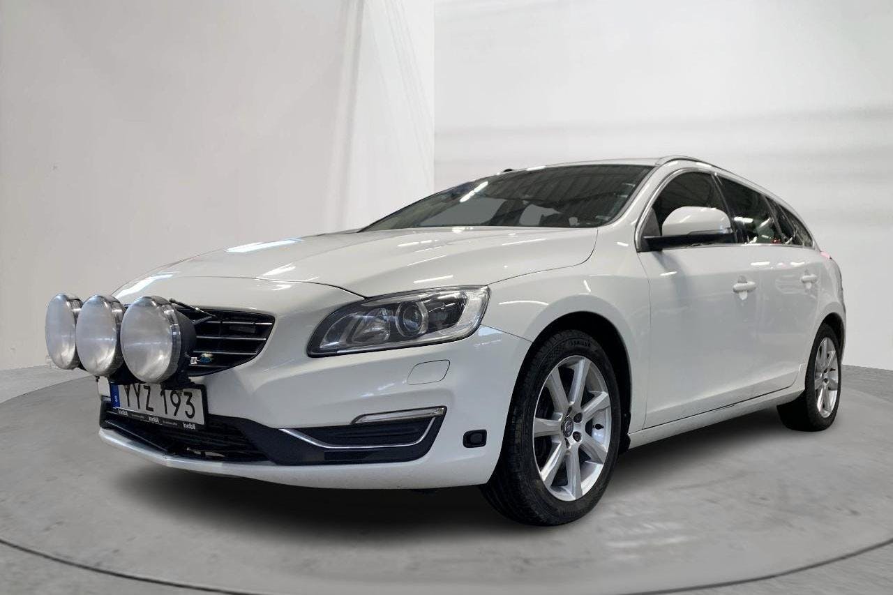 Volvo V60 D4 AWD (190hk) - 120 130 km - Automatic - white - 2018