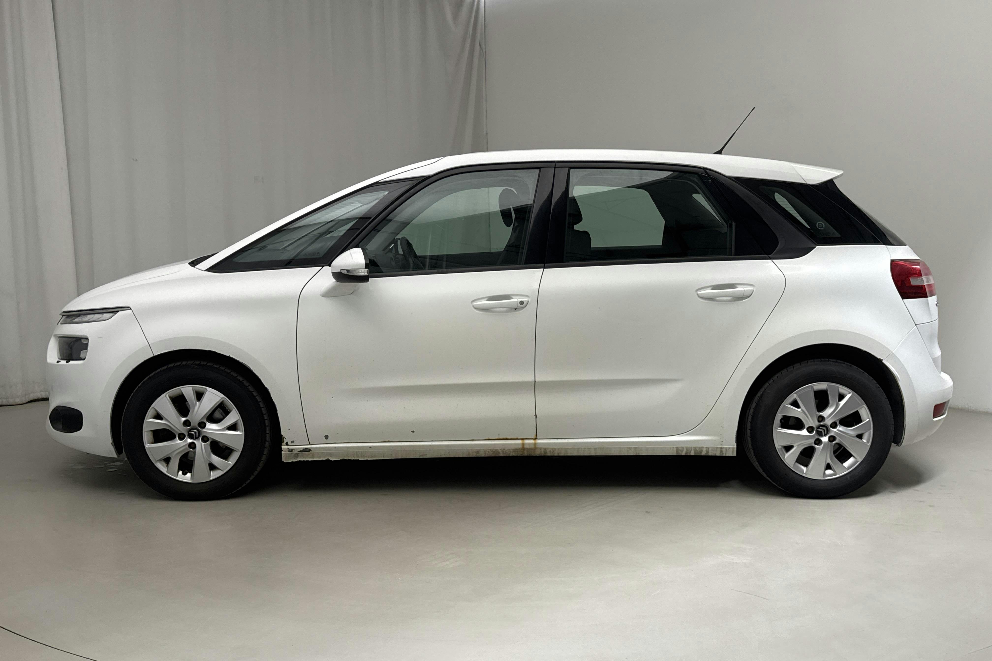 Citroën C4 Picasso 1.6 HDi (92hk) - 20 053 mil - Automat - vit - 2014