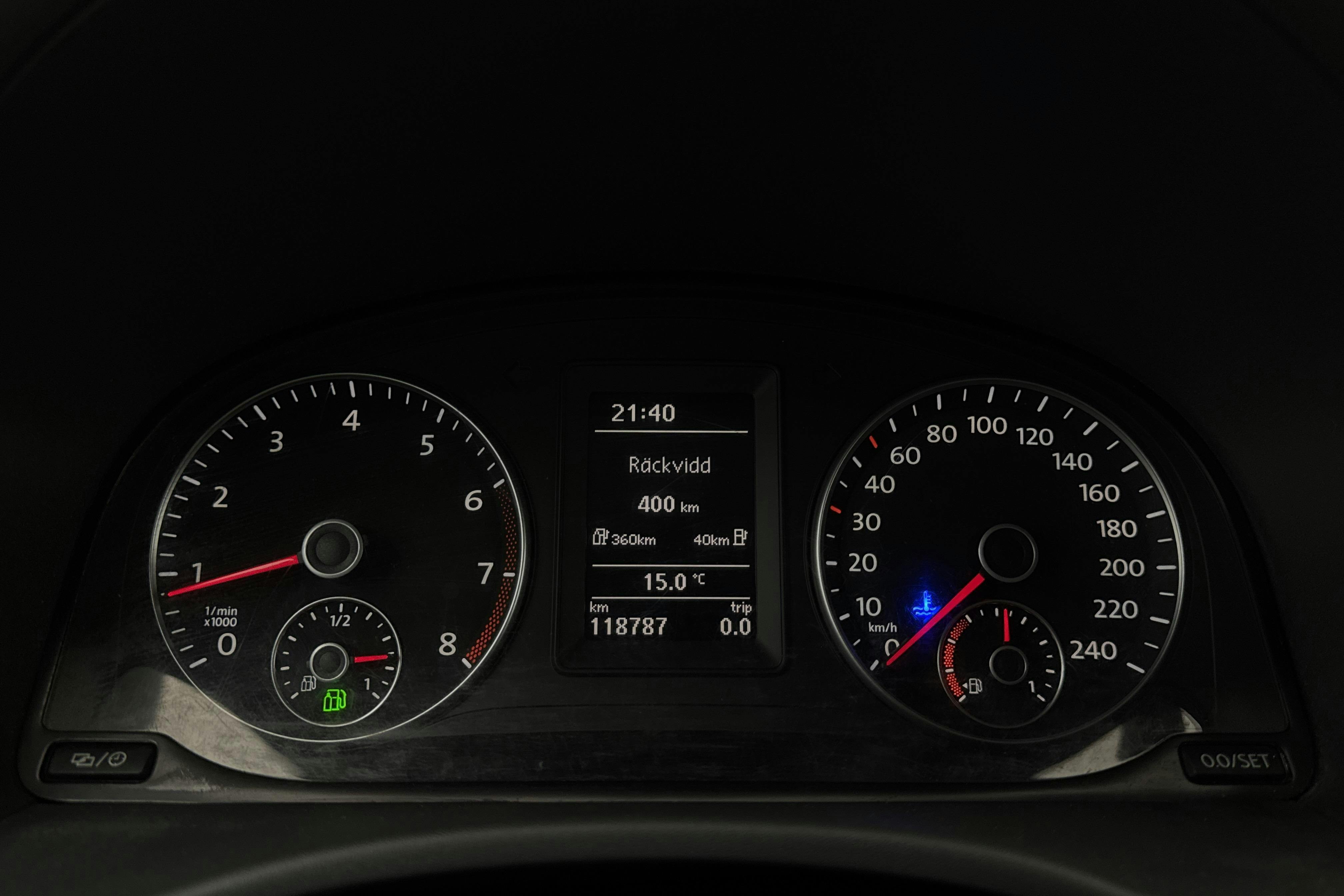 VW Caddy 2.0 Ecofuel Skåp (109hk) - 11 877 mil - Manuell - vit - 2013