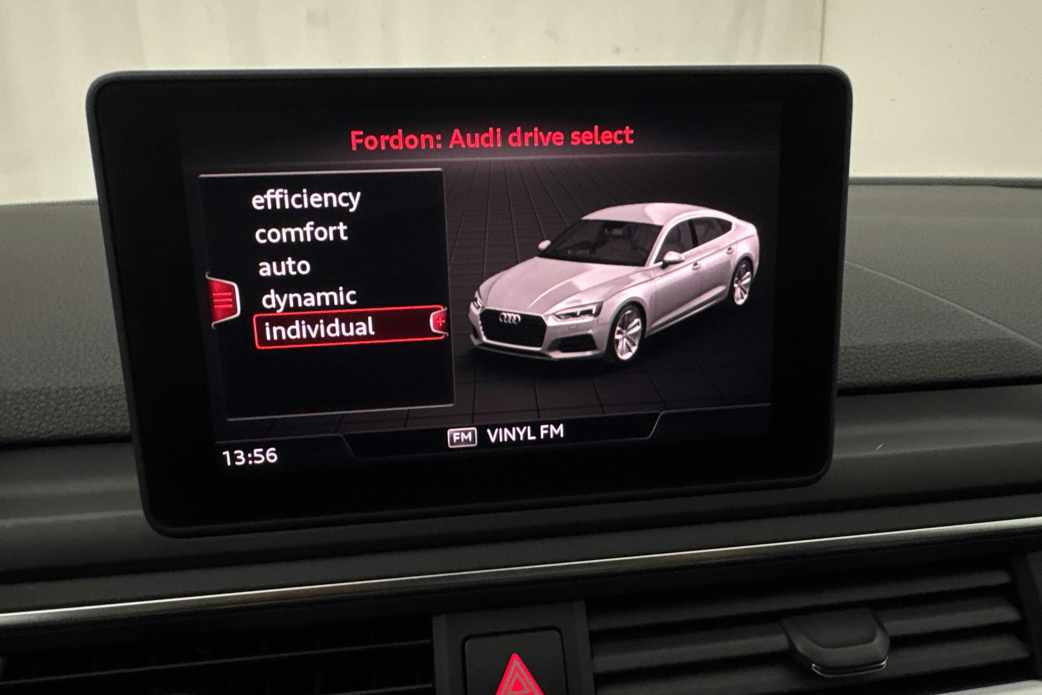 Audi A5 Sportback 40 TFSI (190hk) - 7 889 mil - Automat - silver - 2019