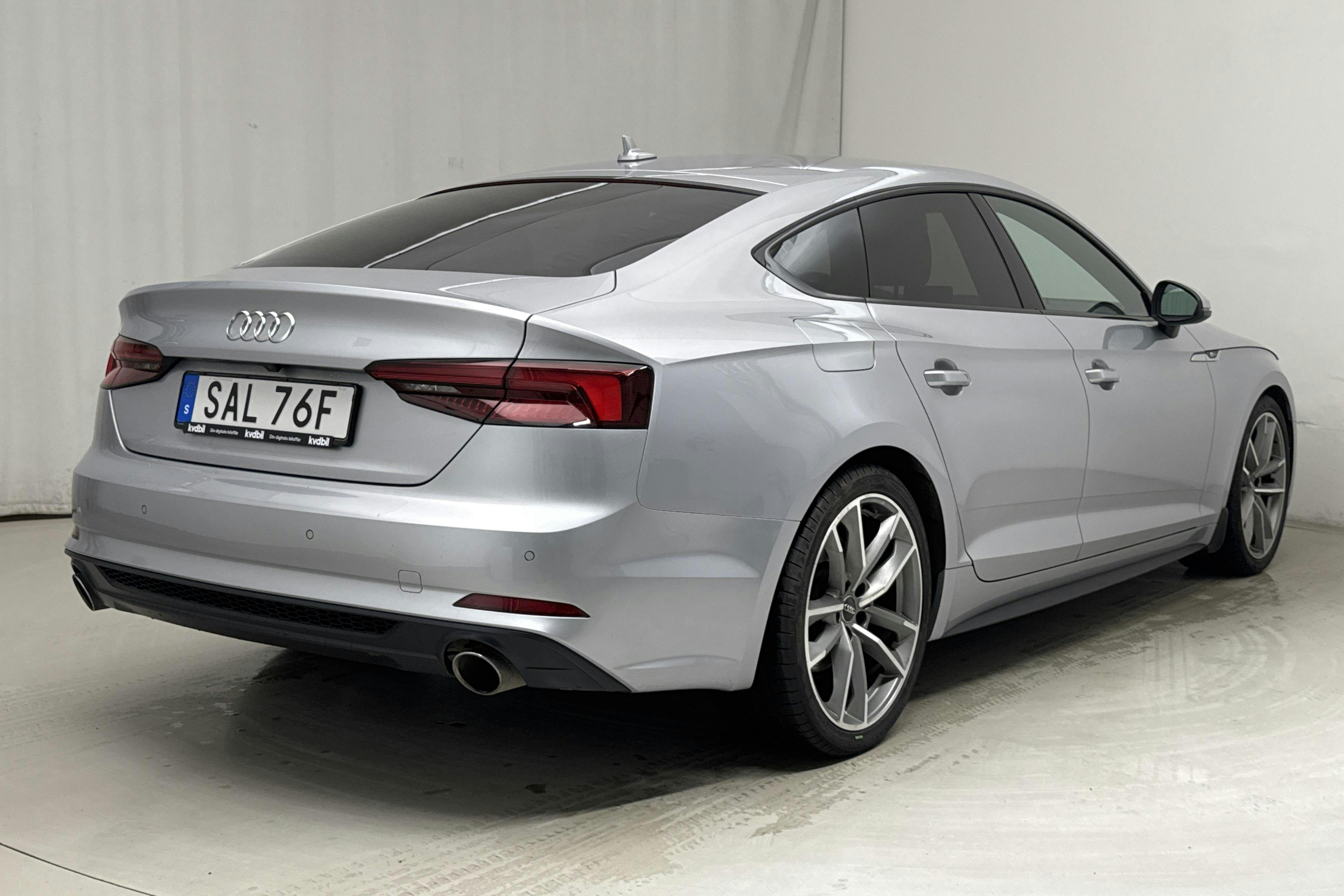 Audi A5 Sportback 40 TFSI (190hk) - 7 889 mil - Automat - silver - 2019