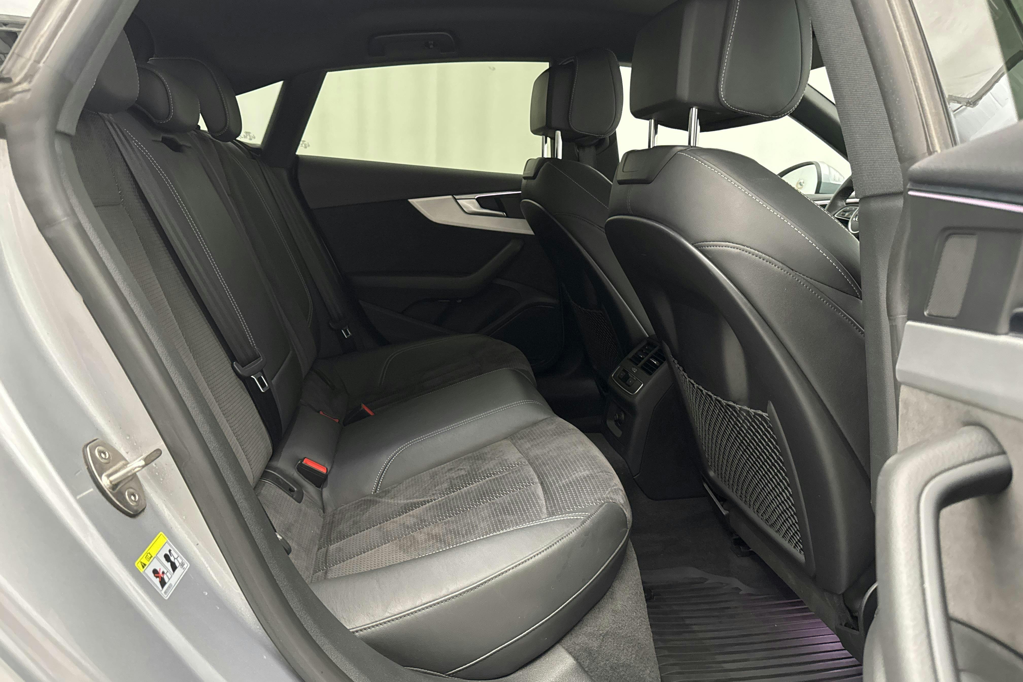 Audi A5 Sportback 40 TFSI (190hk) - 7 889 mil - Automat - silver - 2019