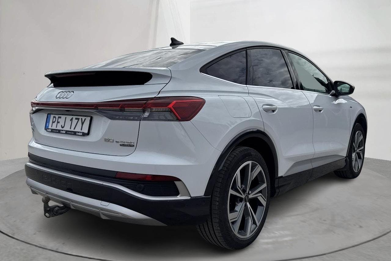 Audi Q4 50 Sportback e-tron quattro 77 kWh (299hk) - 7 889 mil - Automat - vit - 2023