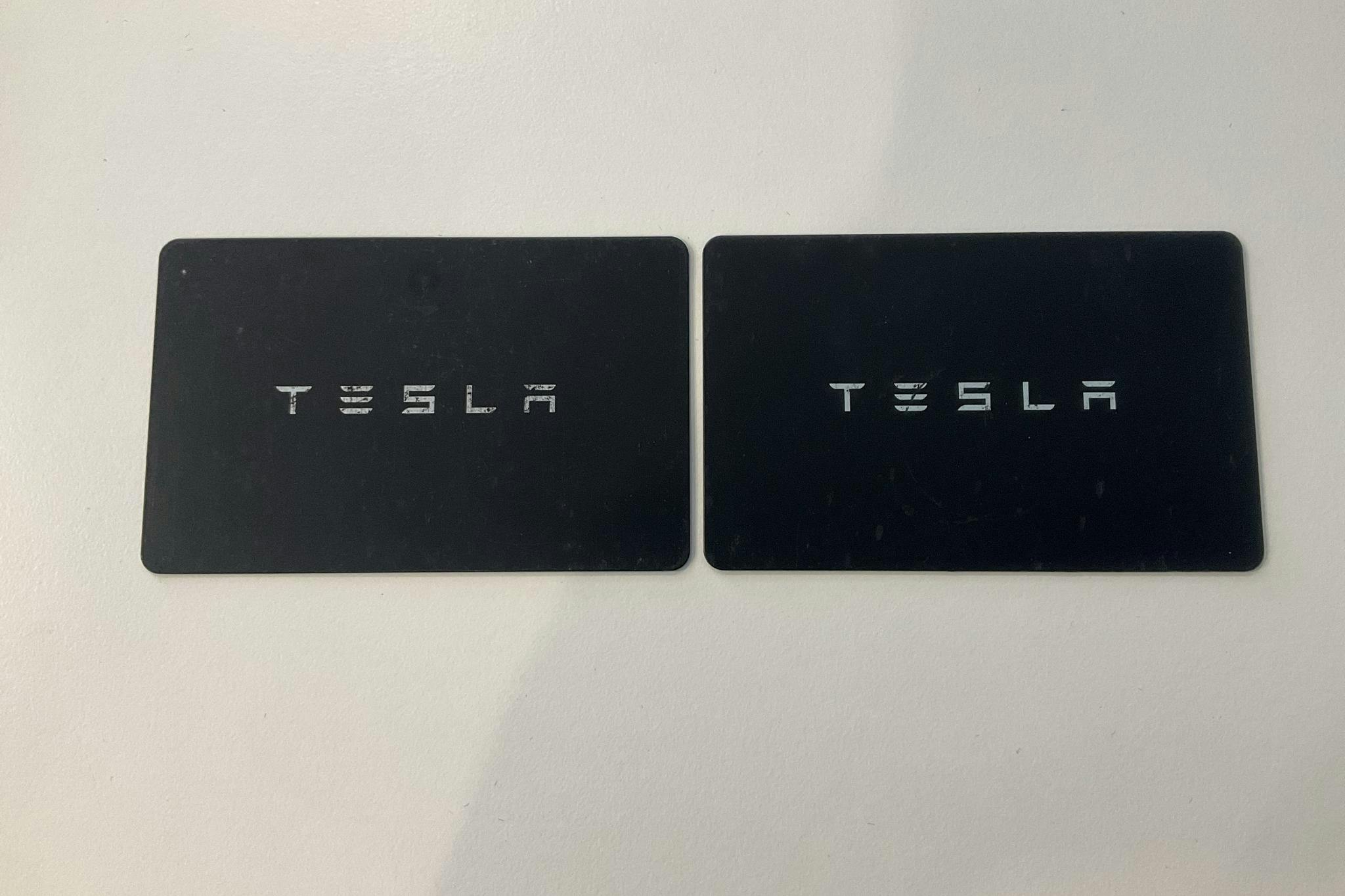 Tesla Model 3 Standard Range RWD - 3 539 mil - Automat - vit - 2024