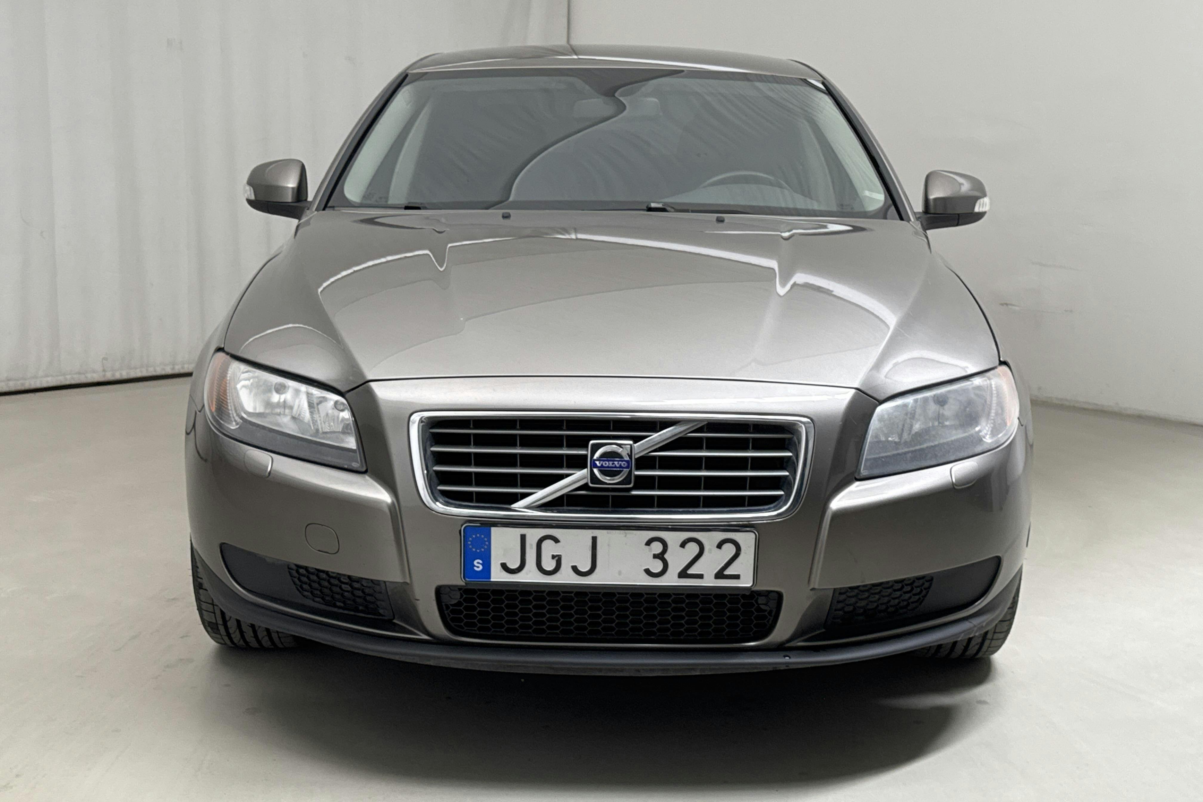 Volvo S80 2.5T (200hk) - 20 534 mil - Manuell - grå - 2007
