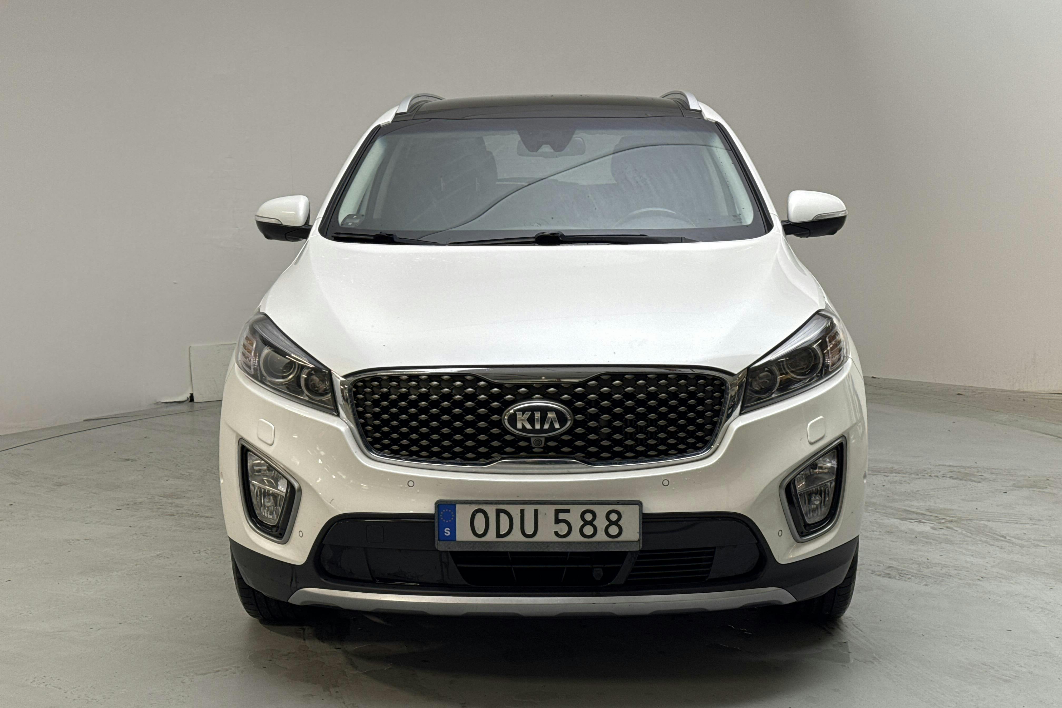 KIA Sorento 2.2 CRDi (200hk) - 16 145 mil - Automat - vit - 2016