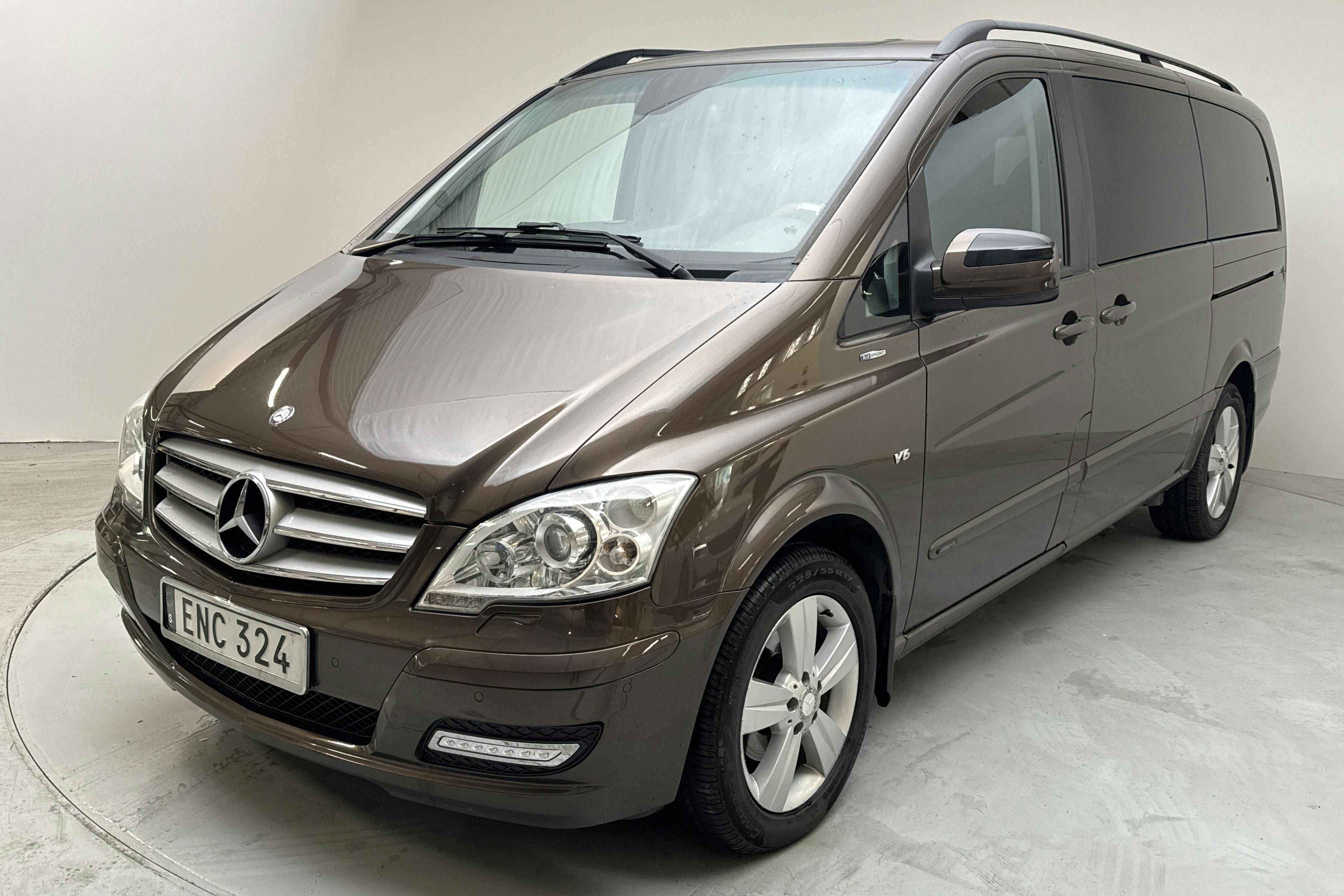 Mercedes Viano 3.0 CDI (224hk) - 21 511 mil - Automat - brun - 2012