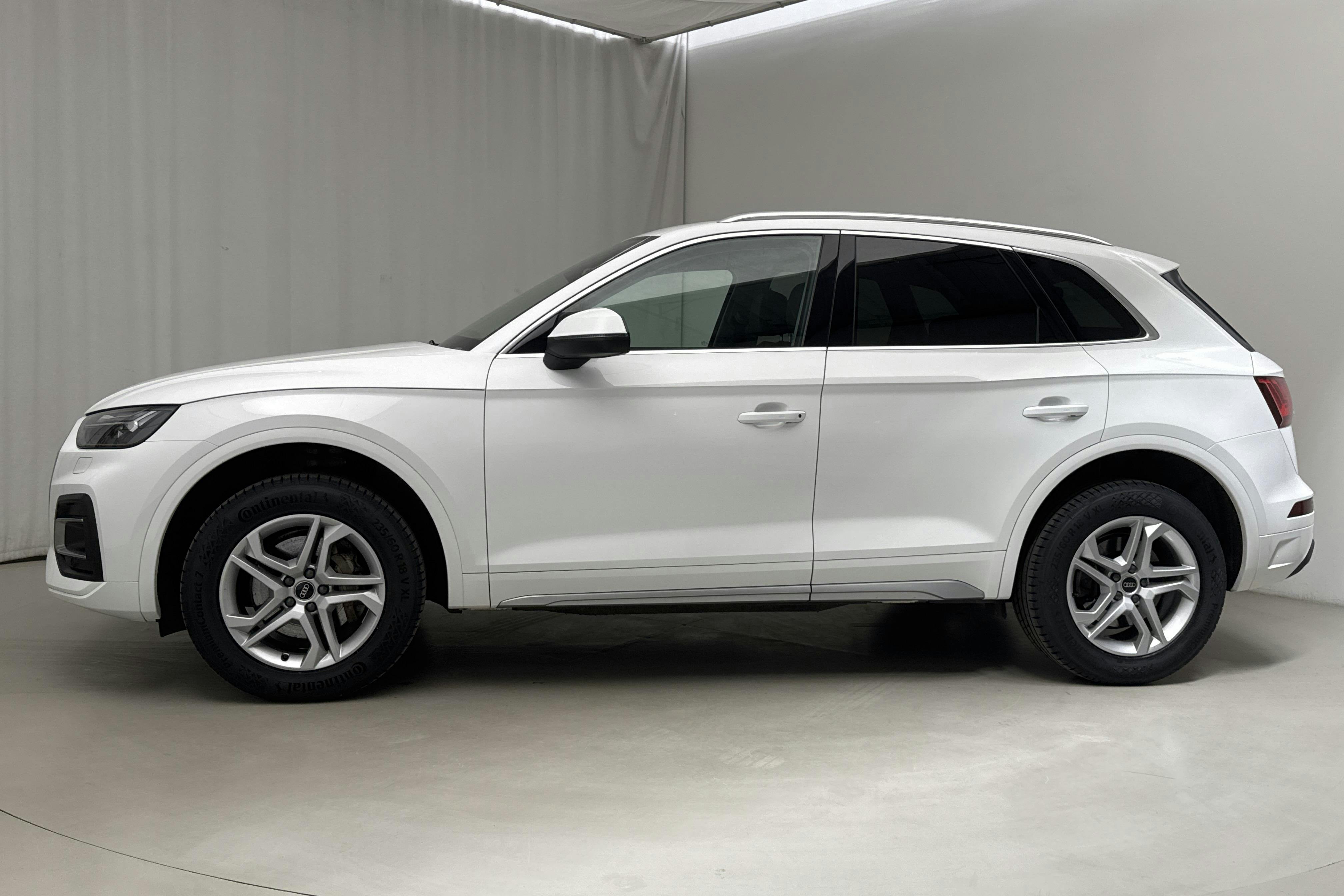 Audi Q5 40 TDI quattro (204hk) - 5 535 mil - Automat - vit - 2023