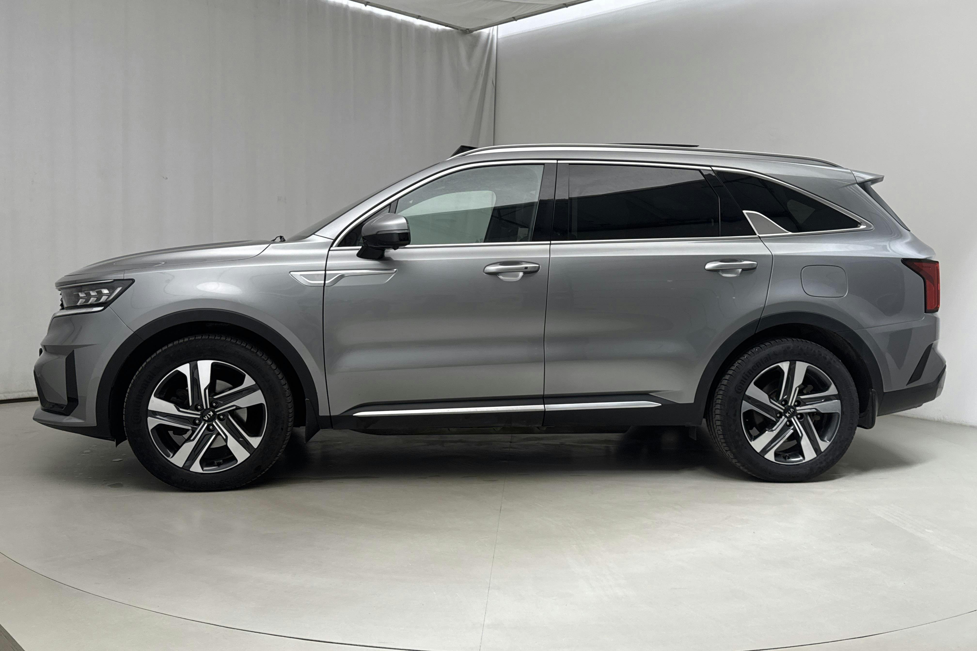 KIA Sorento 1.6 T-GDi Plug-in Hybrid AWD (265hk) - 130 910 km - Automatic - gray - 2021