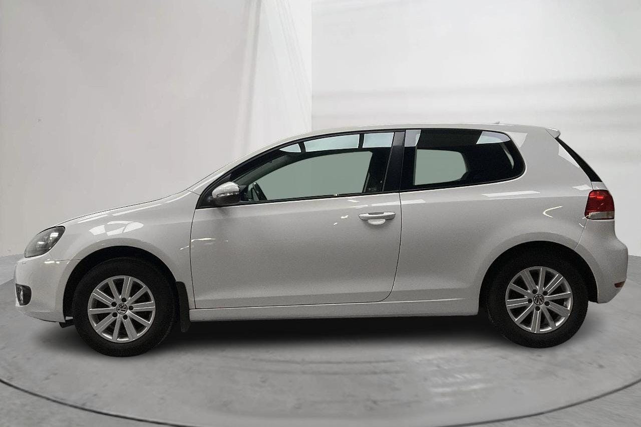 VW Golf VI 1.6 MultiFuel E85 3dr (102hk) - 10 083 mil - Manuell - vit - 2012