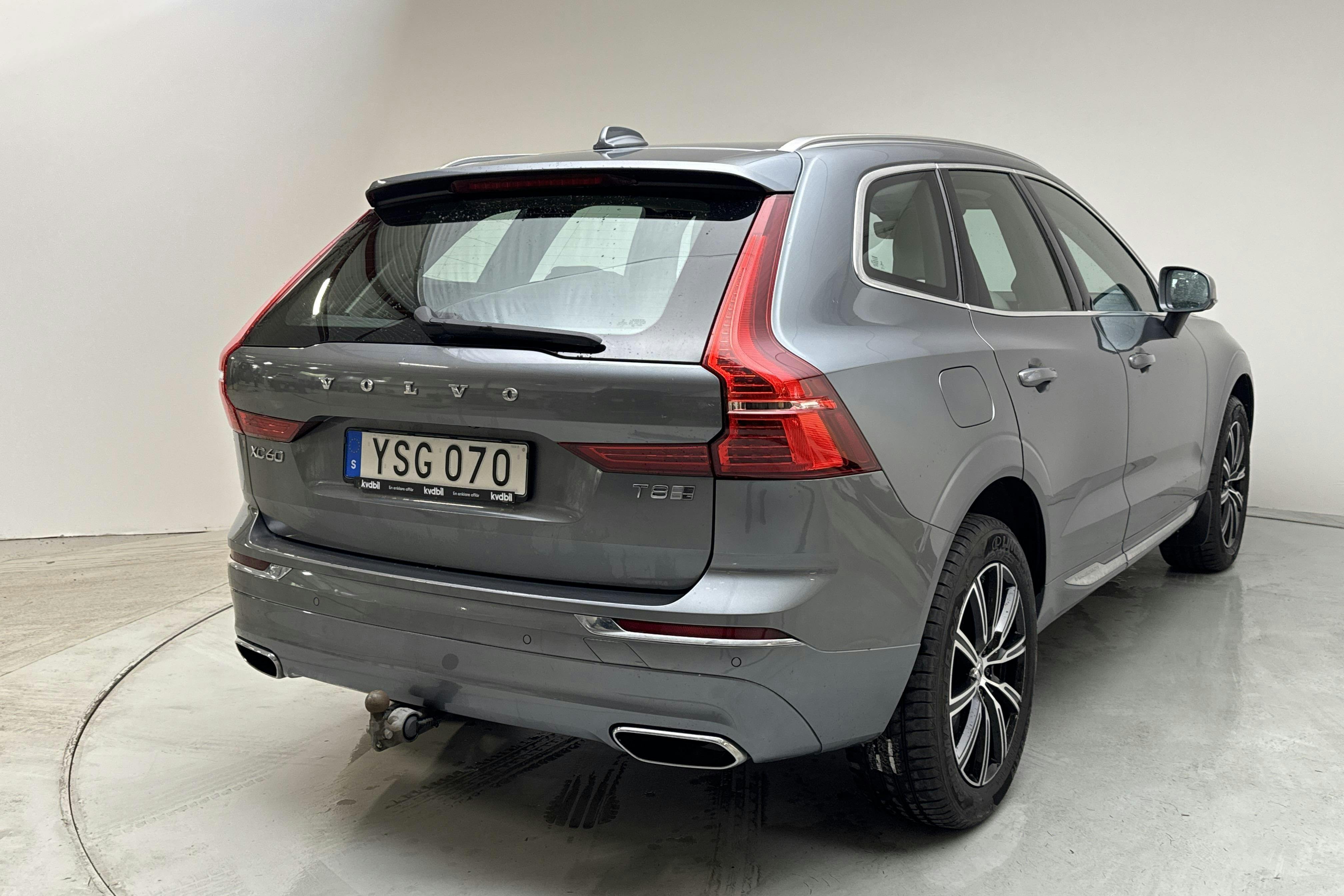 Volvo XC60 T8 AWD Recharge (390hk) - 14 781 mil - Automat - grå - 2019