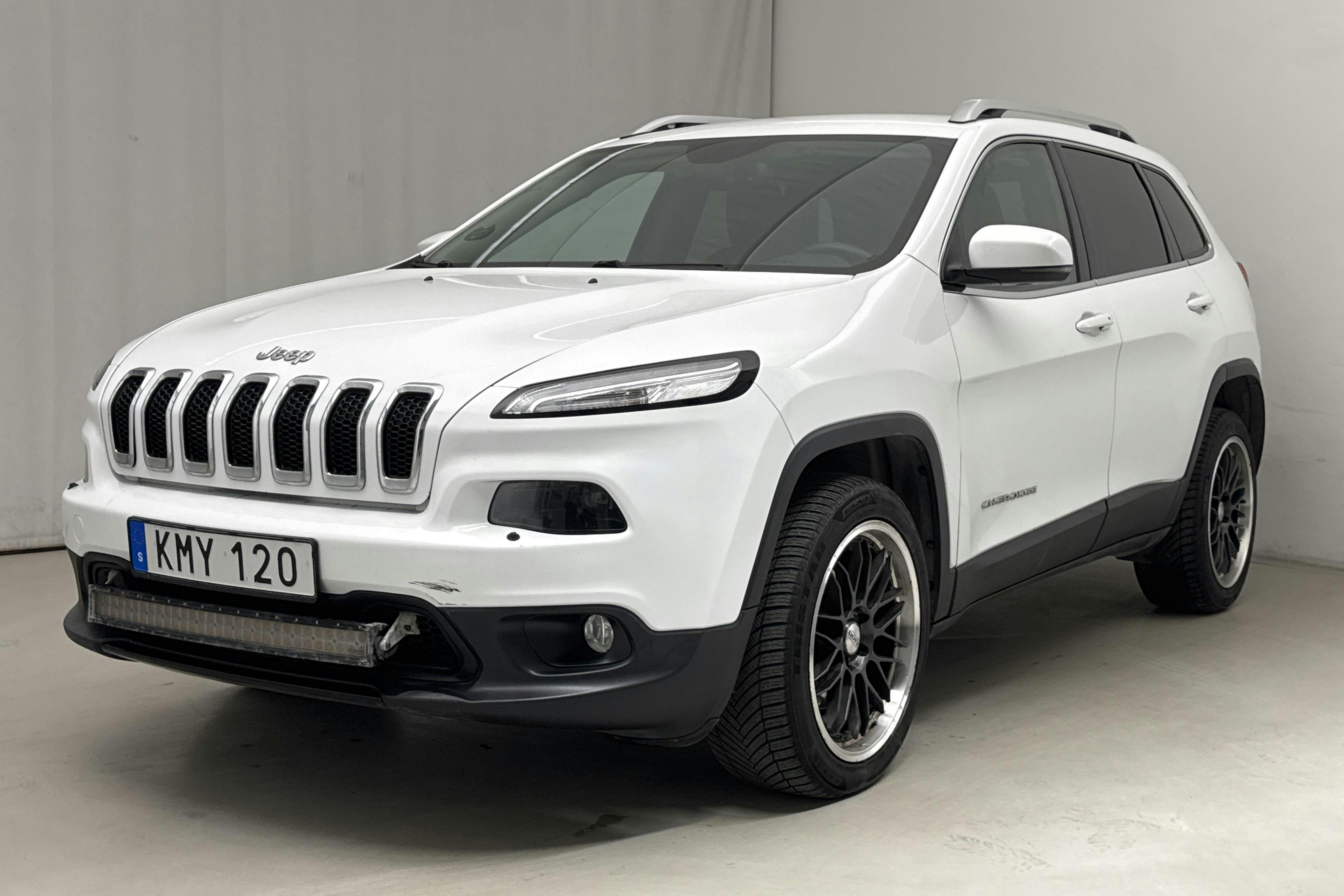 Jeep Cherokee 2.0 MJET AWD (170hk) - 114 970 km - Automaatne - valge - 2015