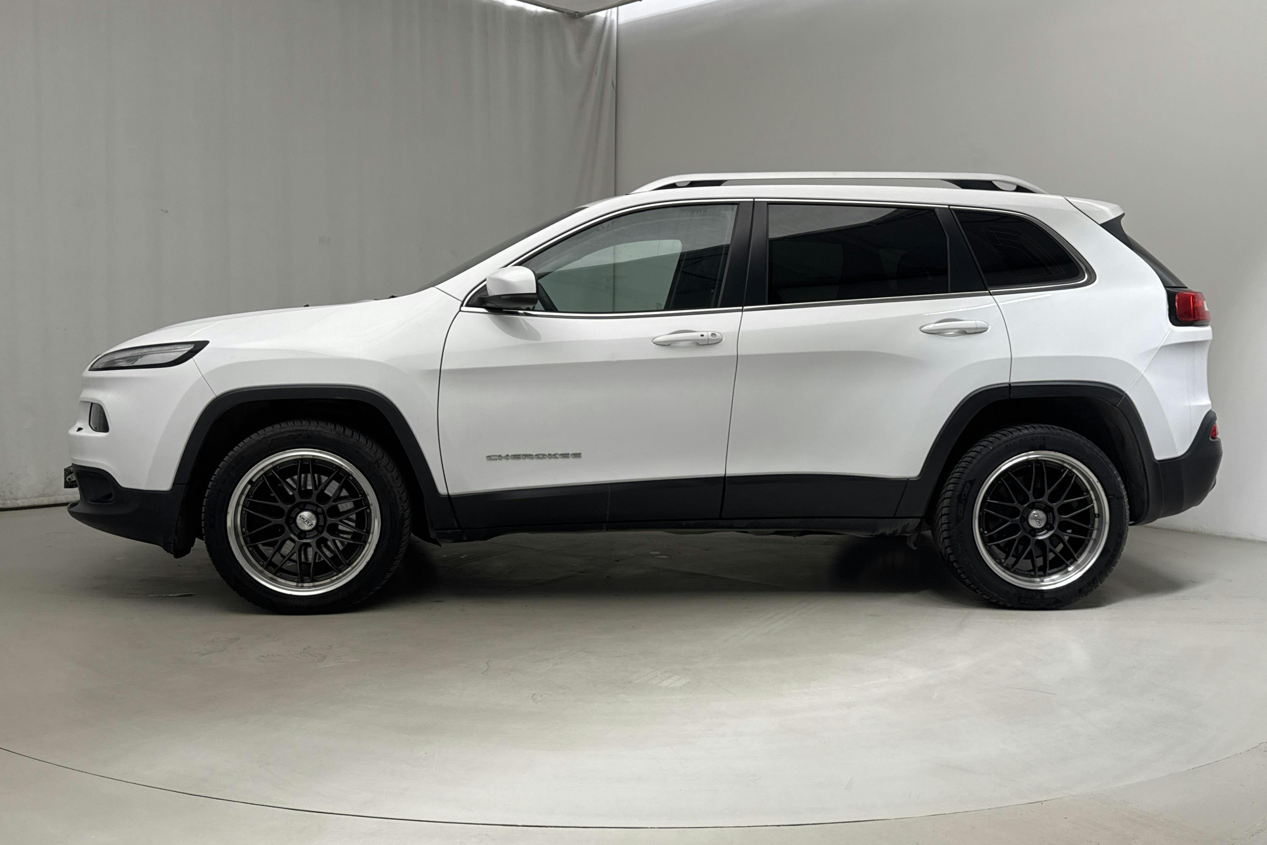 Jeep Cherokee 2.0 MJET AWD (170hk) - 114 970 km - Automatic - white - 2015