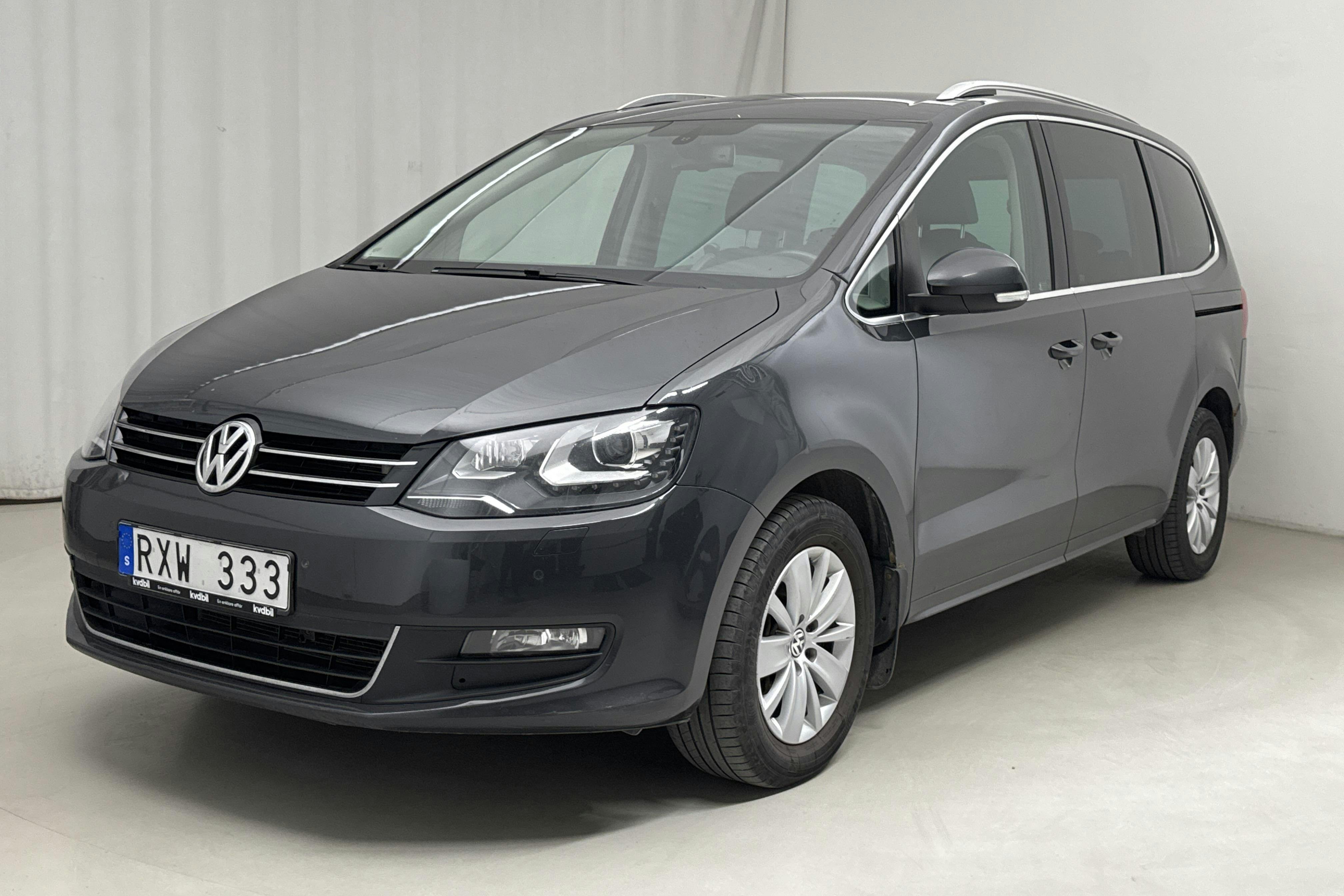 VW Sharan 2.0 TDI BlueMotion Technology 4motion (140hk) - 27 524 mil - Manuell - Light Grey - 2012