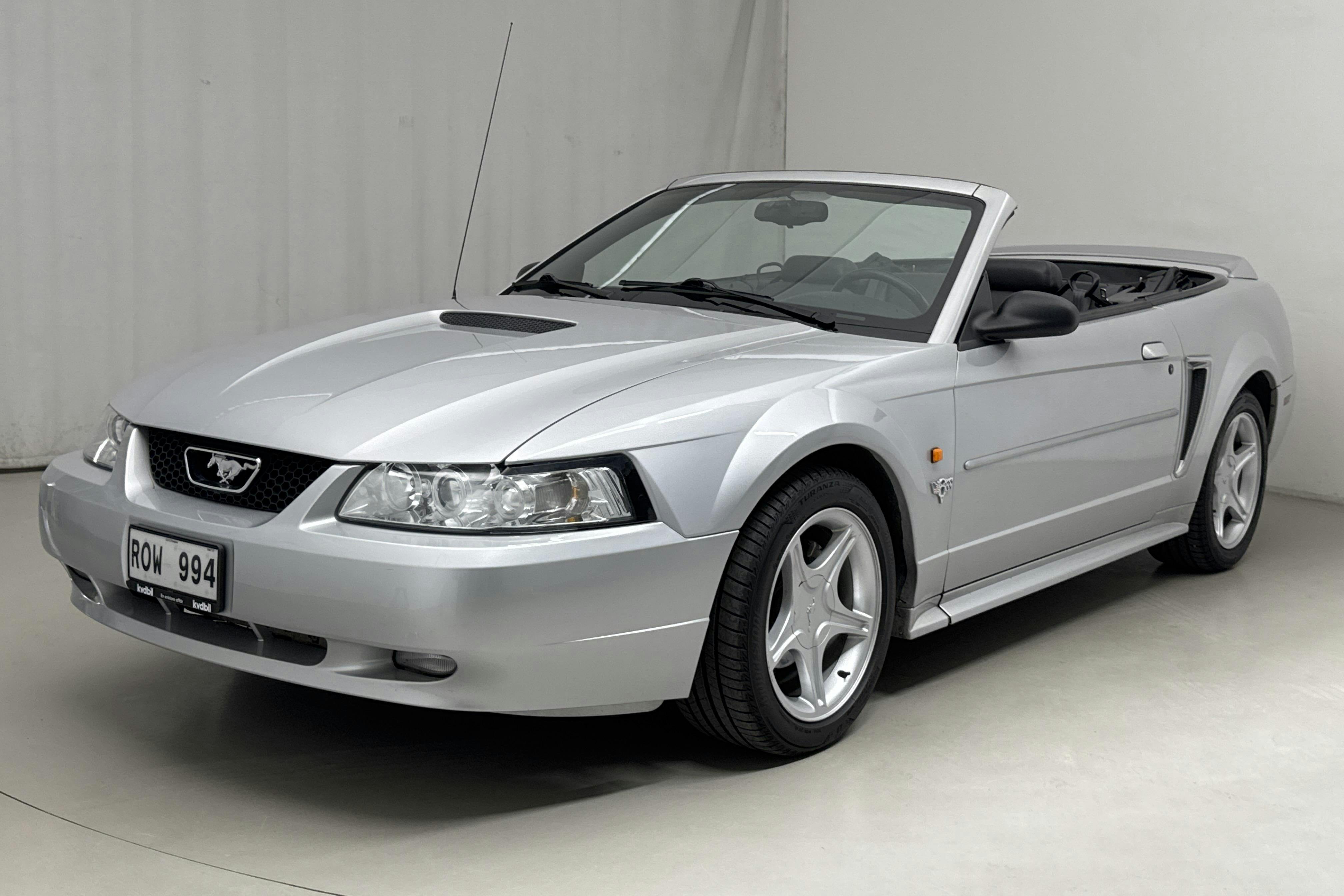 FORD MUSTANG Mustang GT 4.6 V8 (264hk) - 6 693 mil - Manuell - grå - 2000