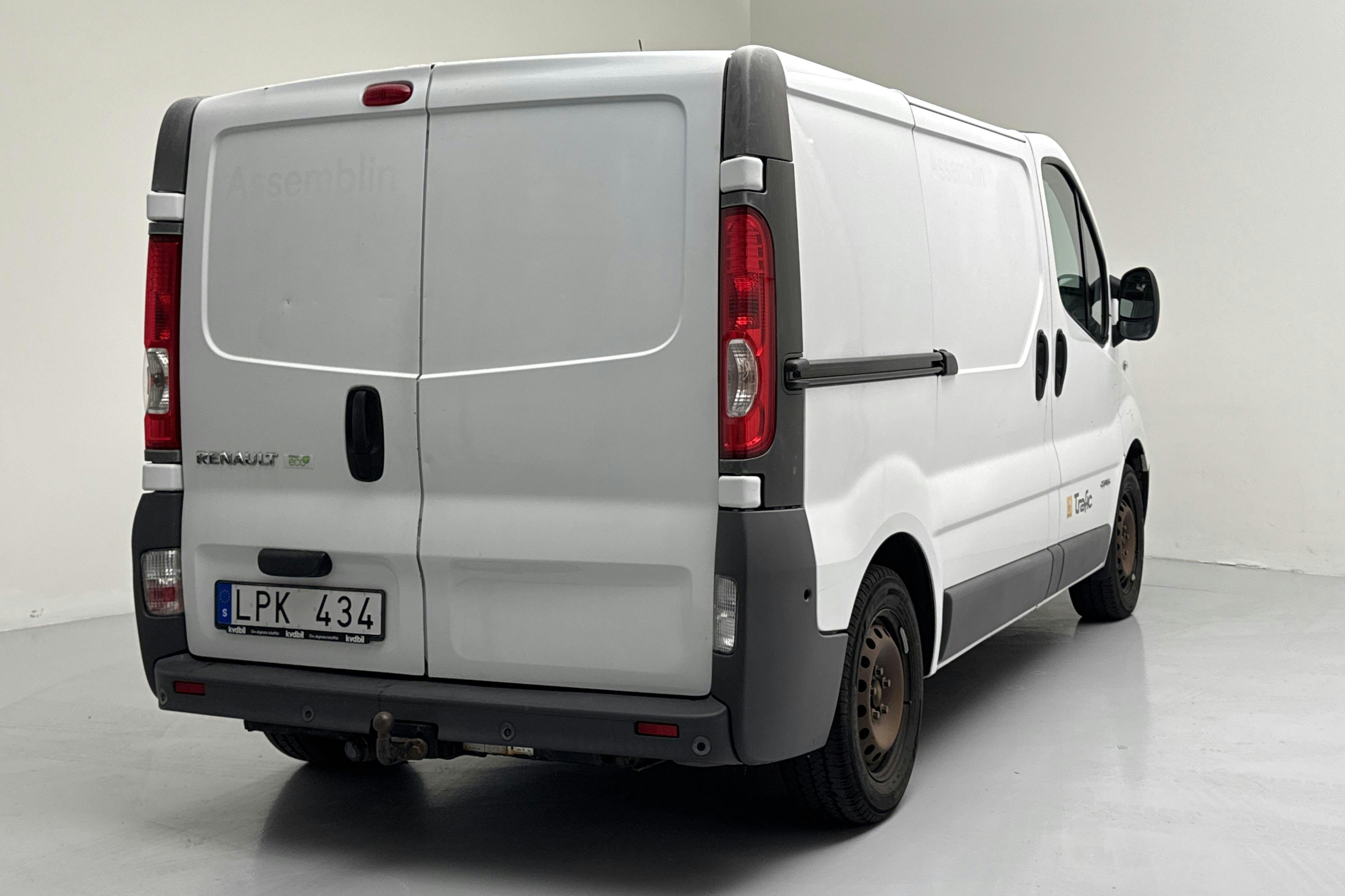 Renault Trafic 2.0 dCi Skåp (115hk) - 13 257 mil - Manuell - vit - 2011