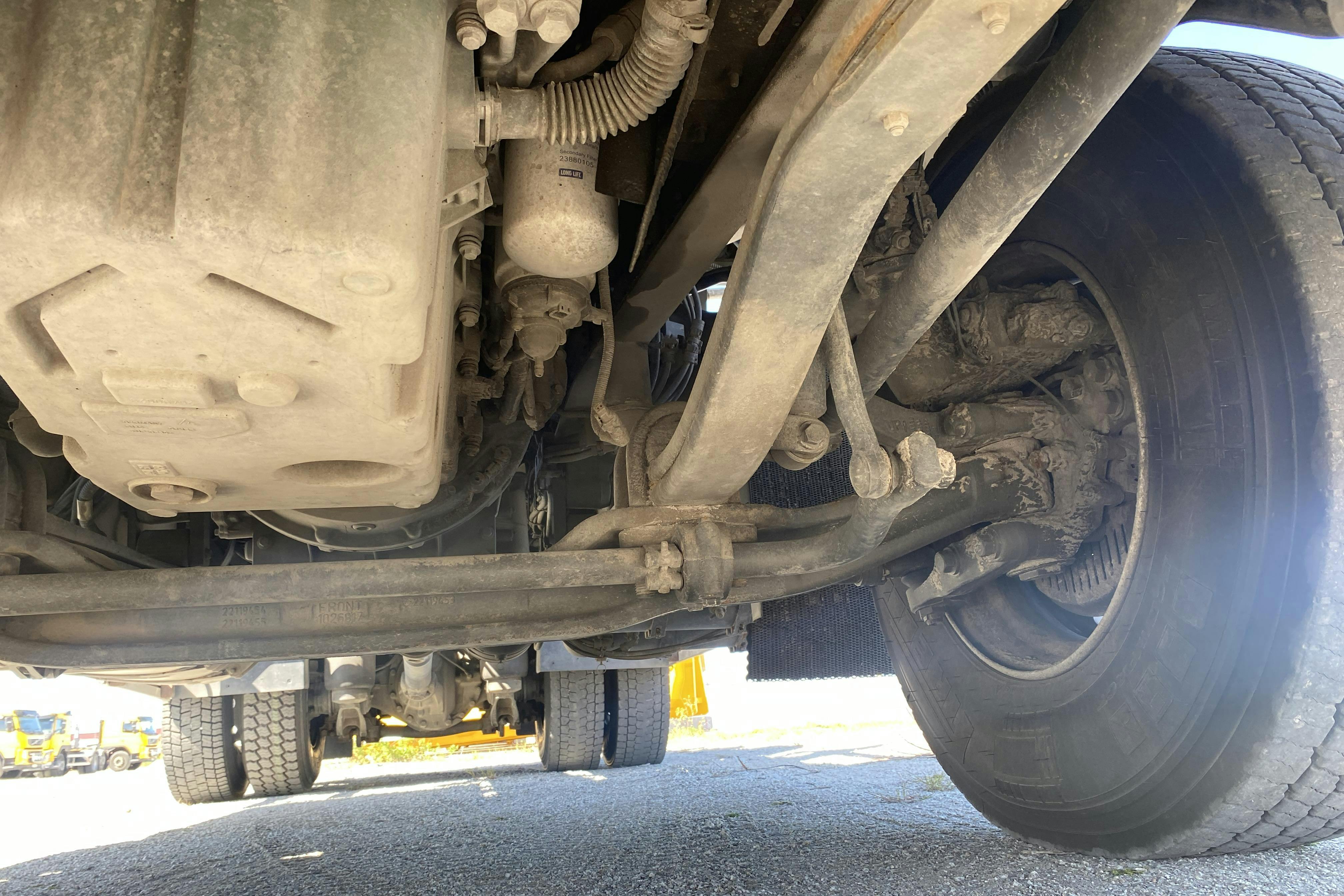 Volvo FM410 - 83 662 km - Automat - gul - 2014