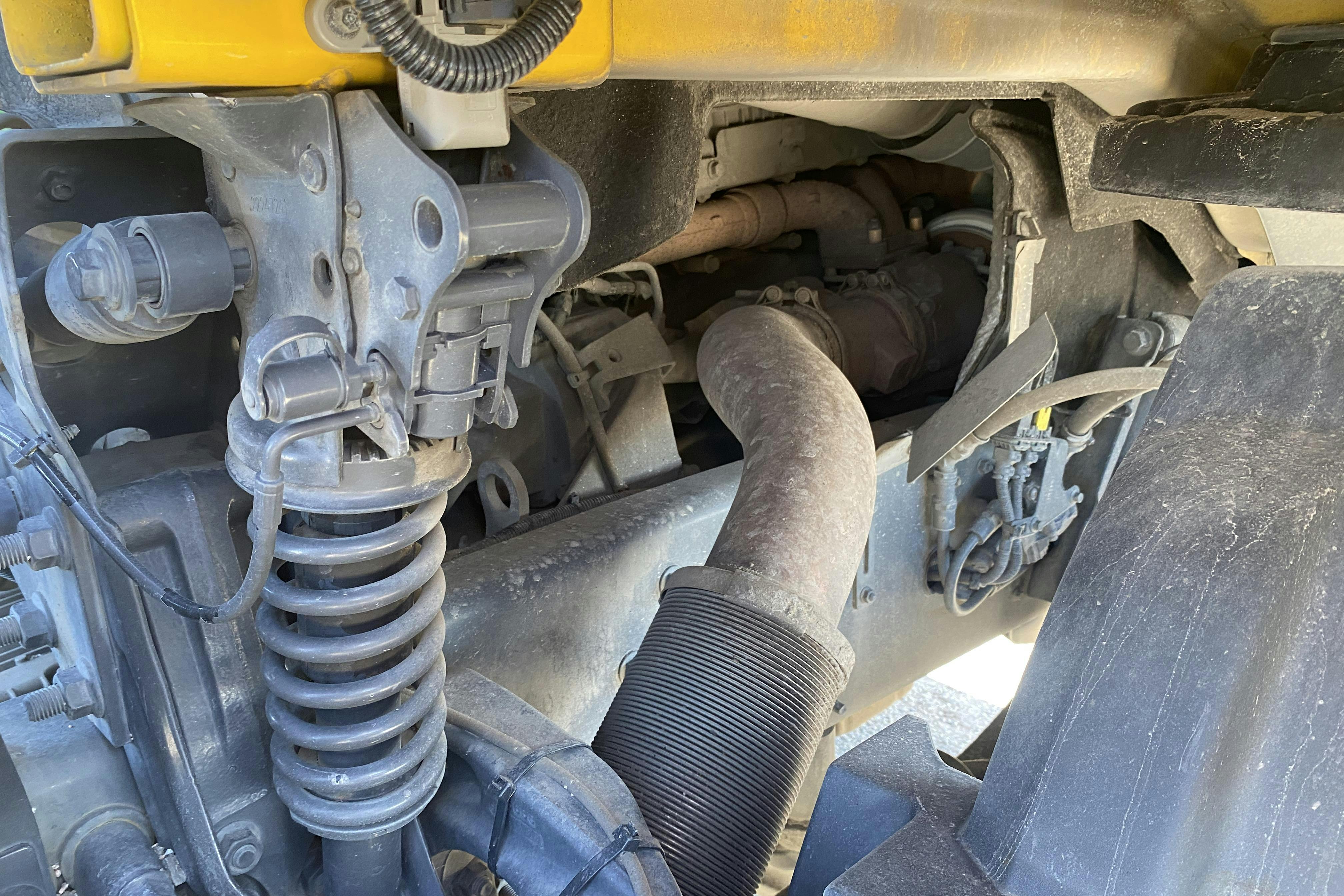 Volvo FM410 - 83 662 km - Automat - gul - 2014