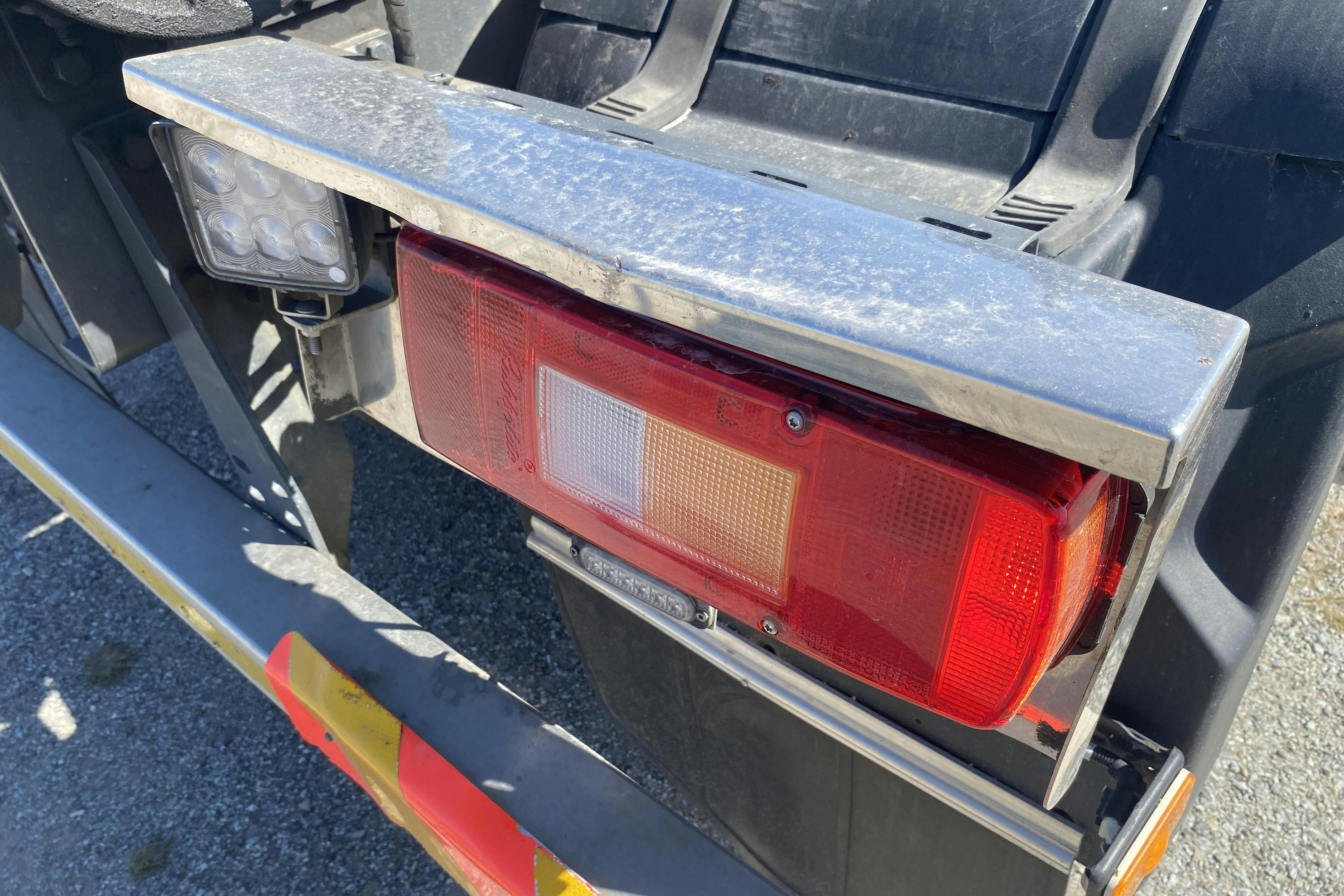Volvo FM410 - 83 662 km - Automat - gul - 2014