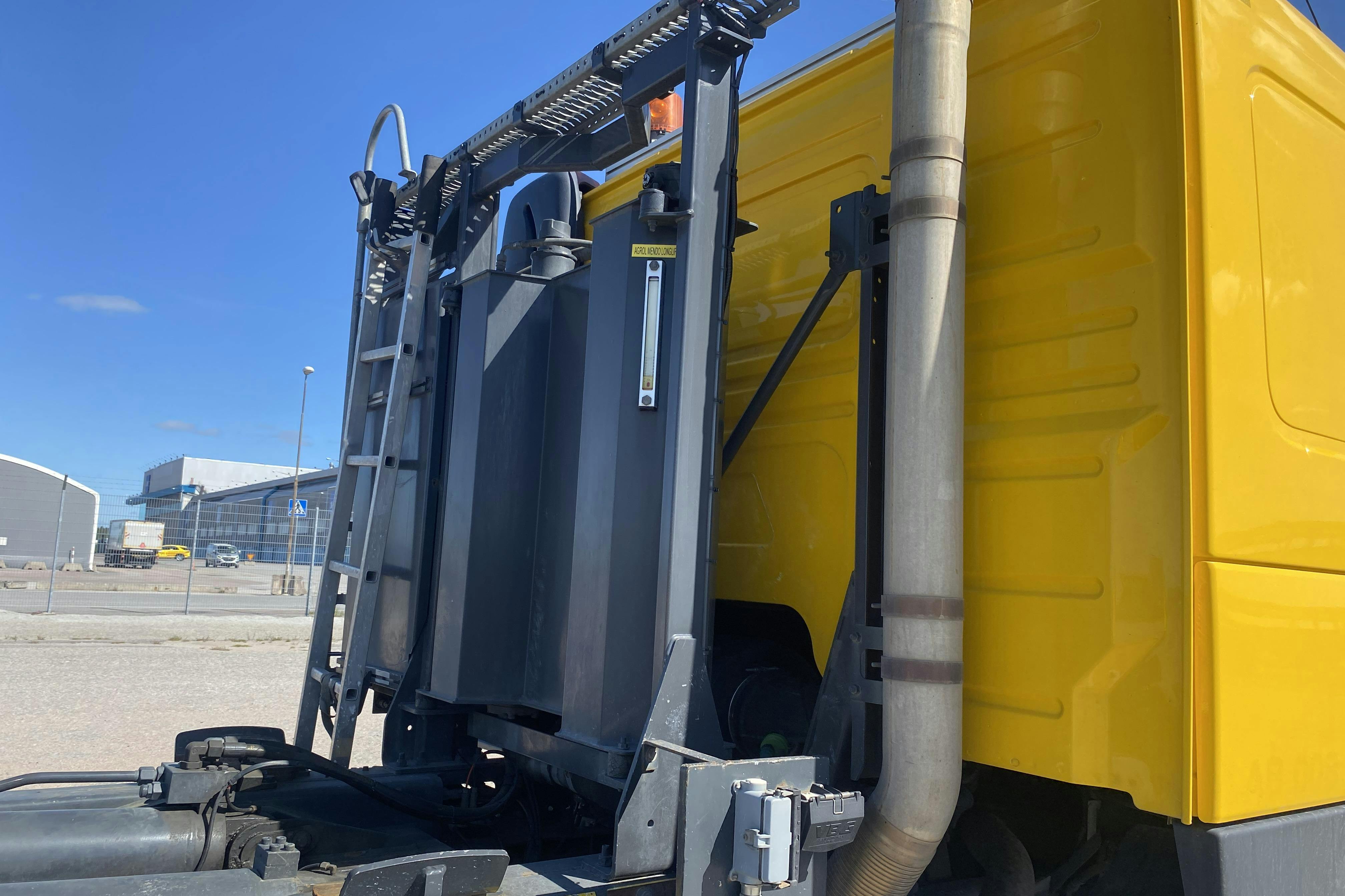 Volvo FM410 - 83 662 km - Automat - gul - 2014