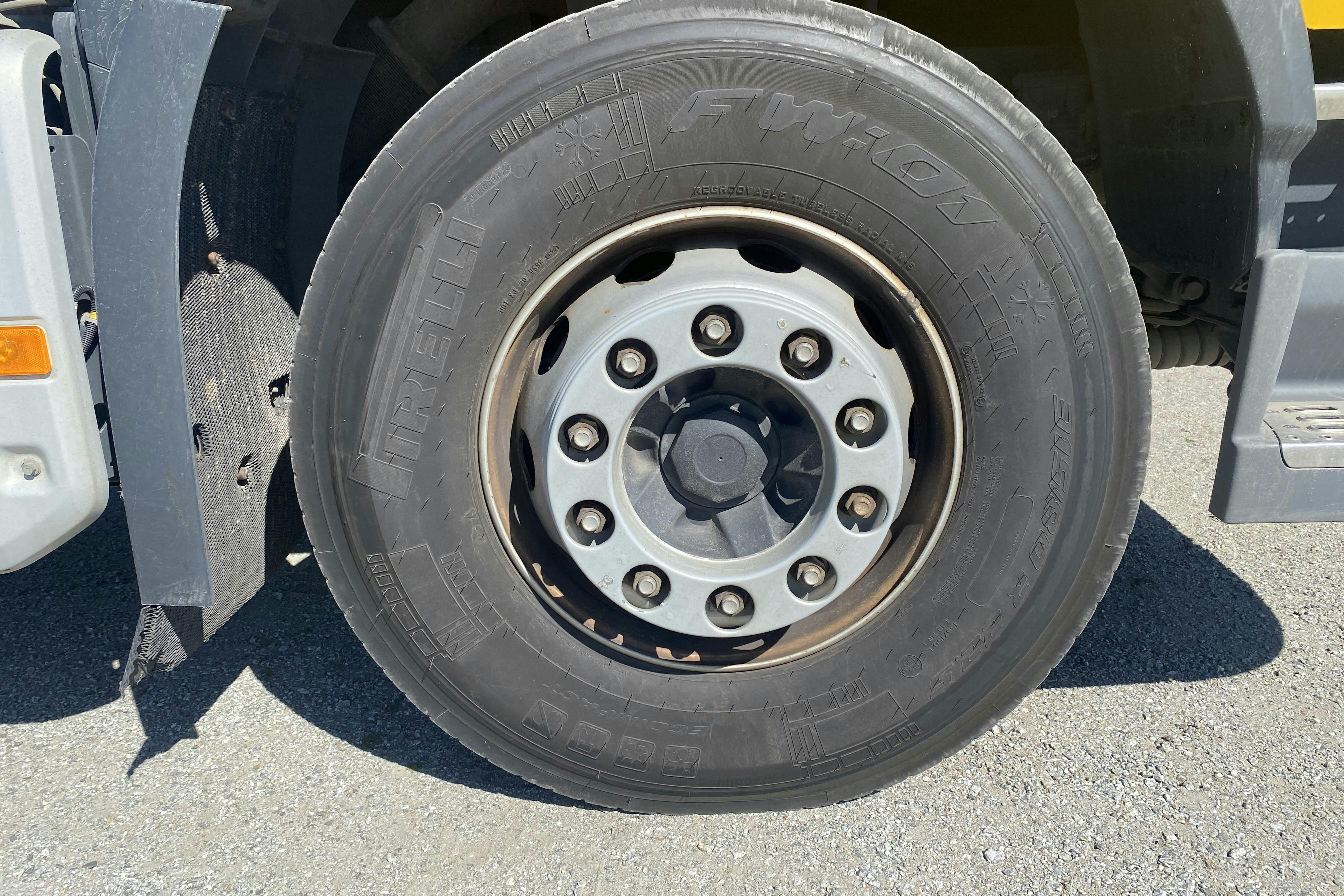 Volvo FM410 - 83 662 km - Automat - gul - 2014