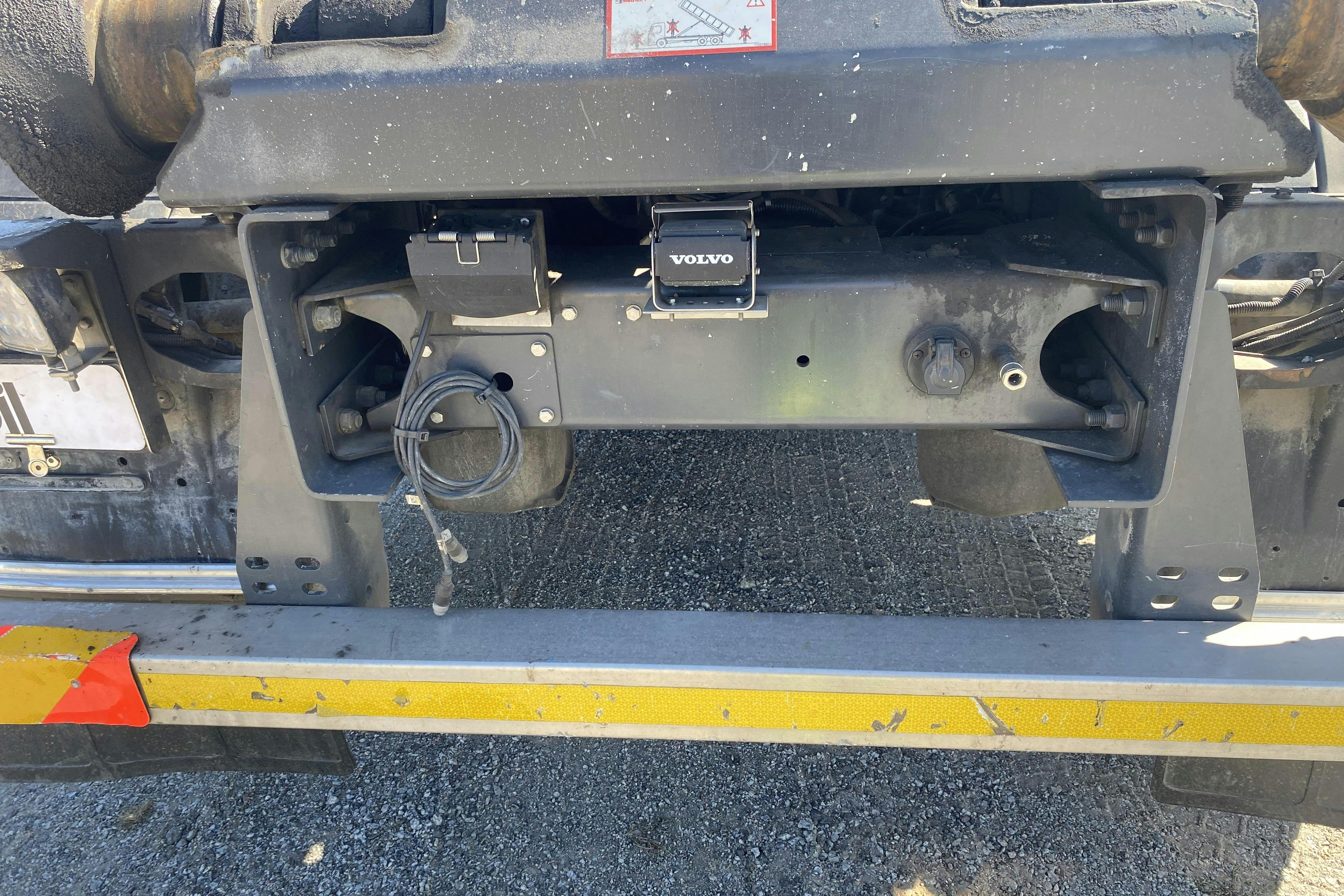 Volvo FM410 - 83 662 km - Automat - gul - 2014