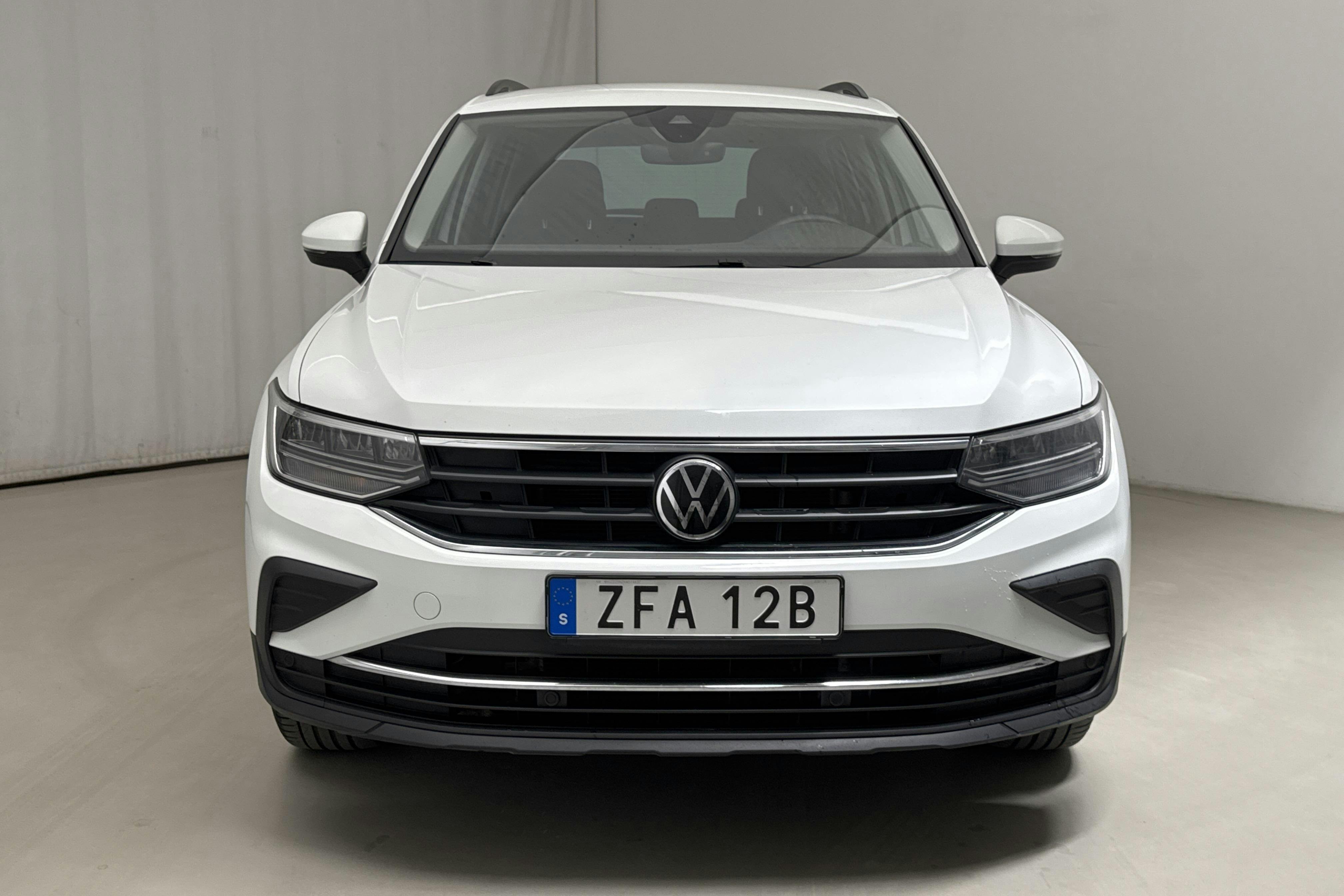 VW Tiguan 1.5 TSI (150hk) - 12 568 mil - Automat - vit - 2022