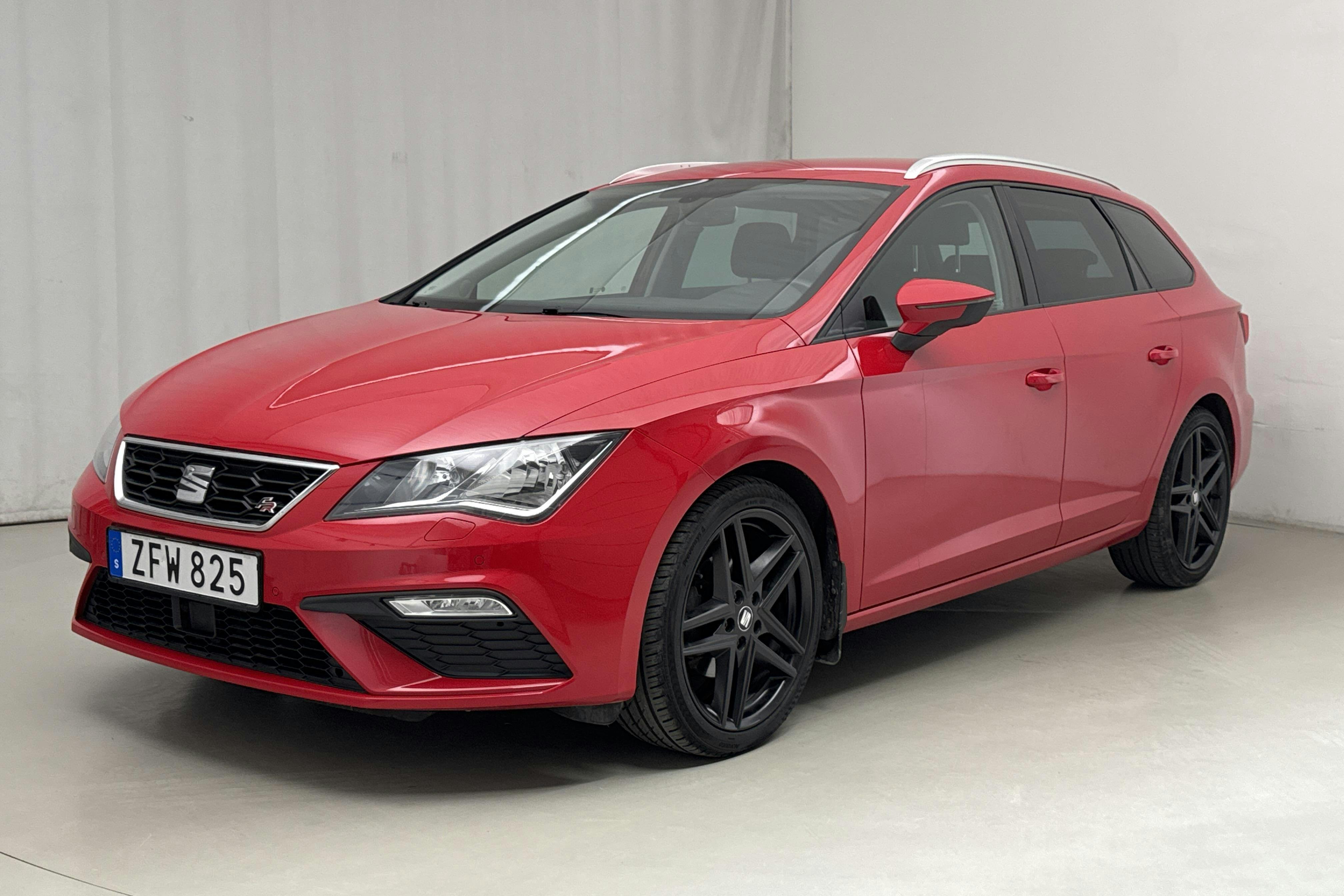 Seat Leon 1.5 TSI ST (130hk) - 81 050 km - Käsitsi - punane - 2020