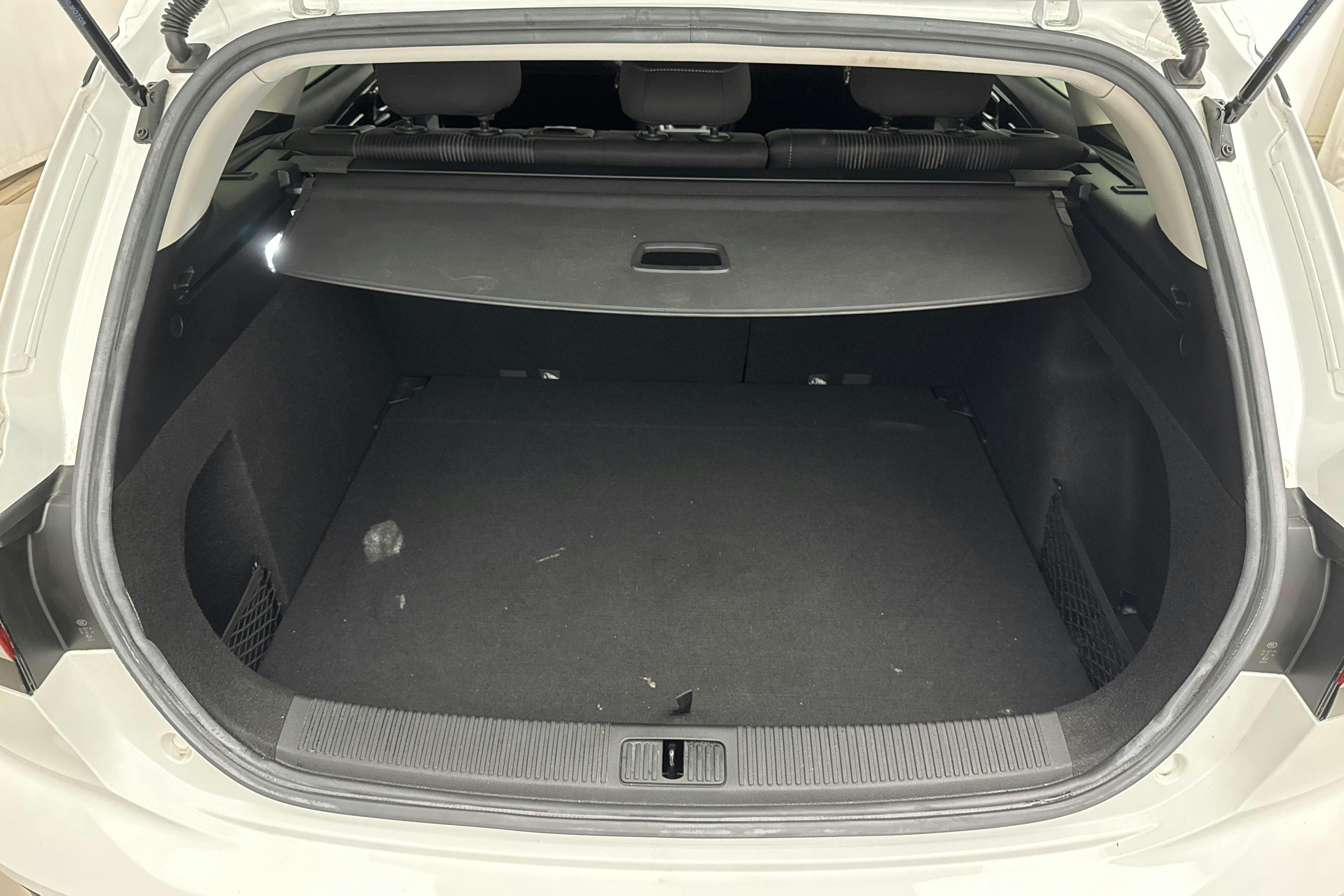 MG MG5 Standard Range (177hk) - 1 330 mil - Automat - vit - 2022
