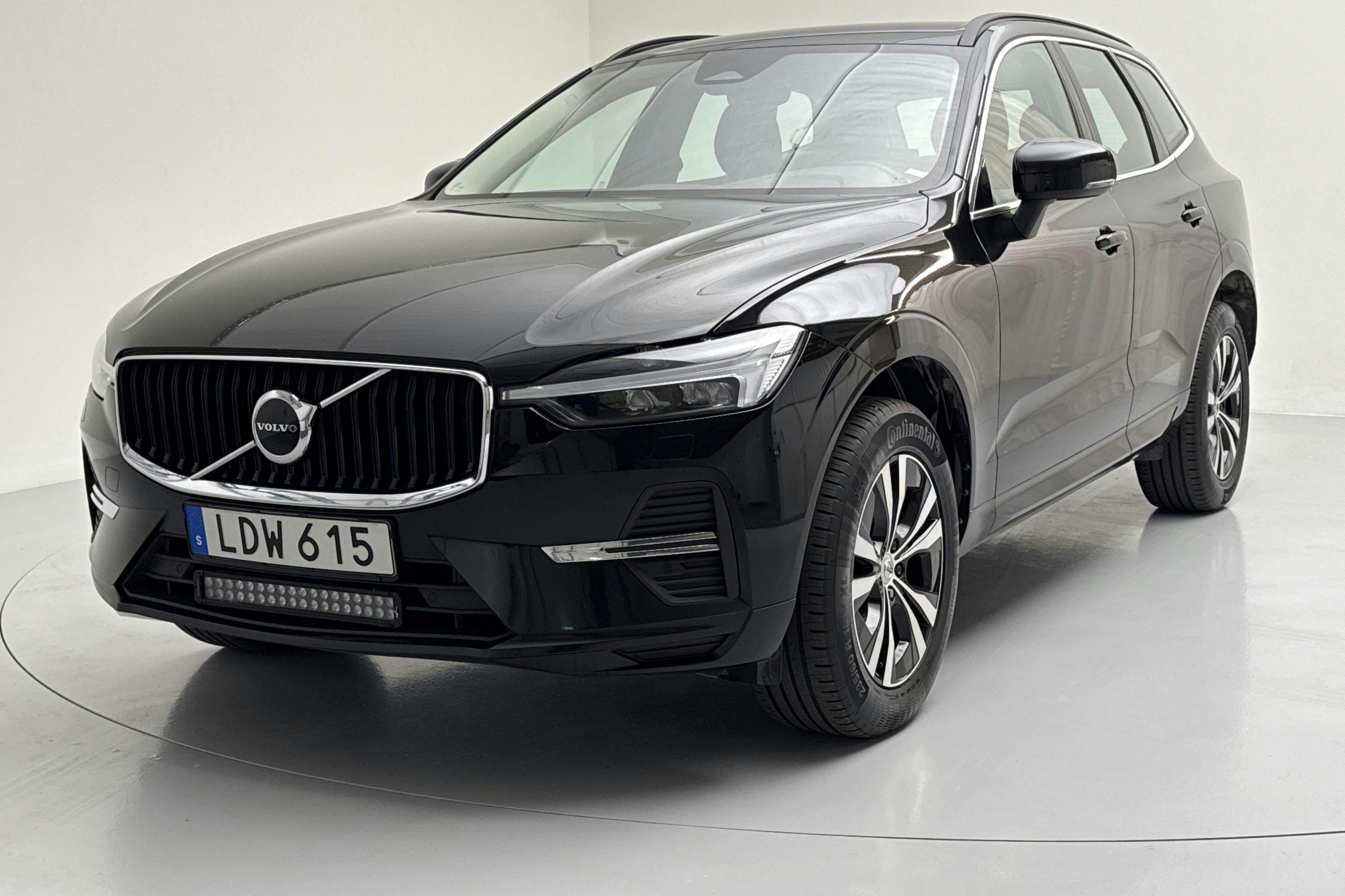 Volvo XC60 B4 AWD Mildhybrid, Diesel (197hk) - 11 349 mil - Automat - svart - 2022