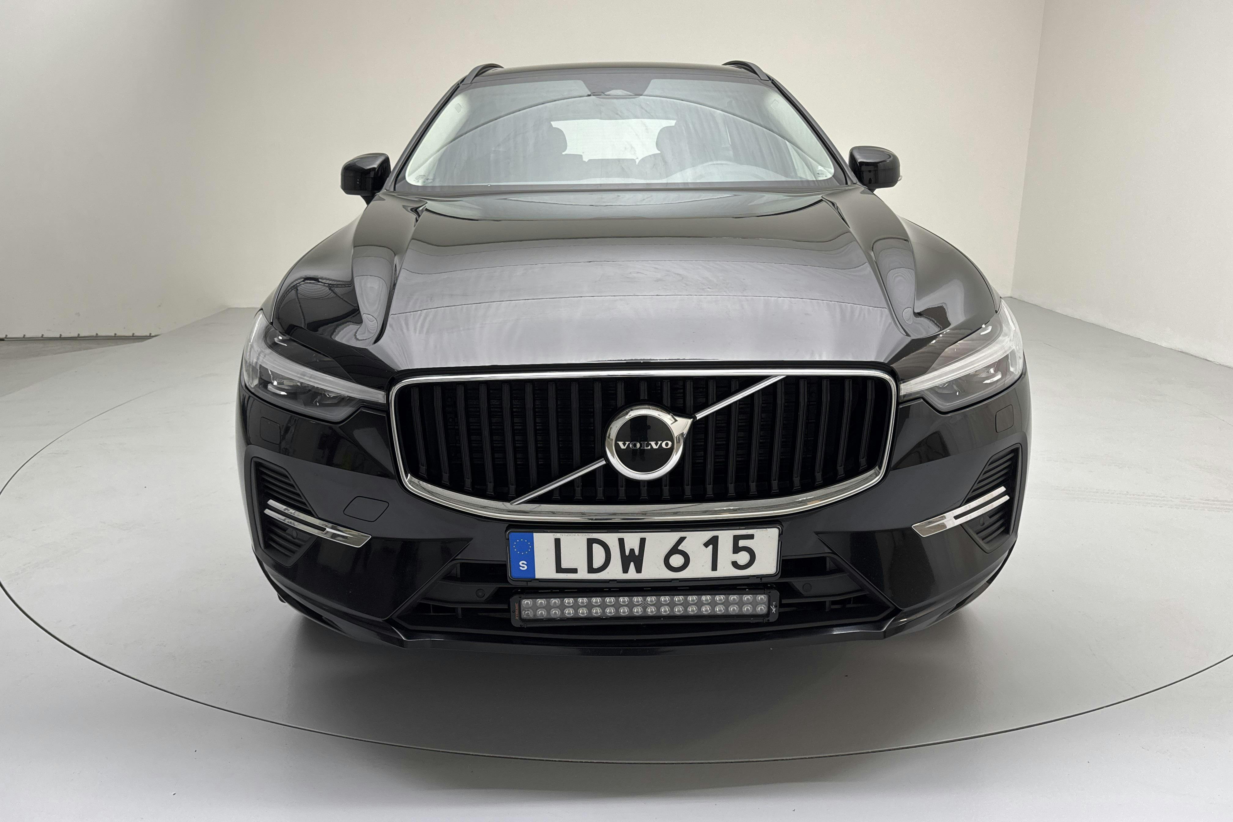 Volvo XC60 B4 AWD Mildhybrid, Diesel (197hk) - 11 349 mil - Automat - svart - 2022