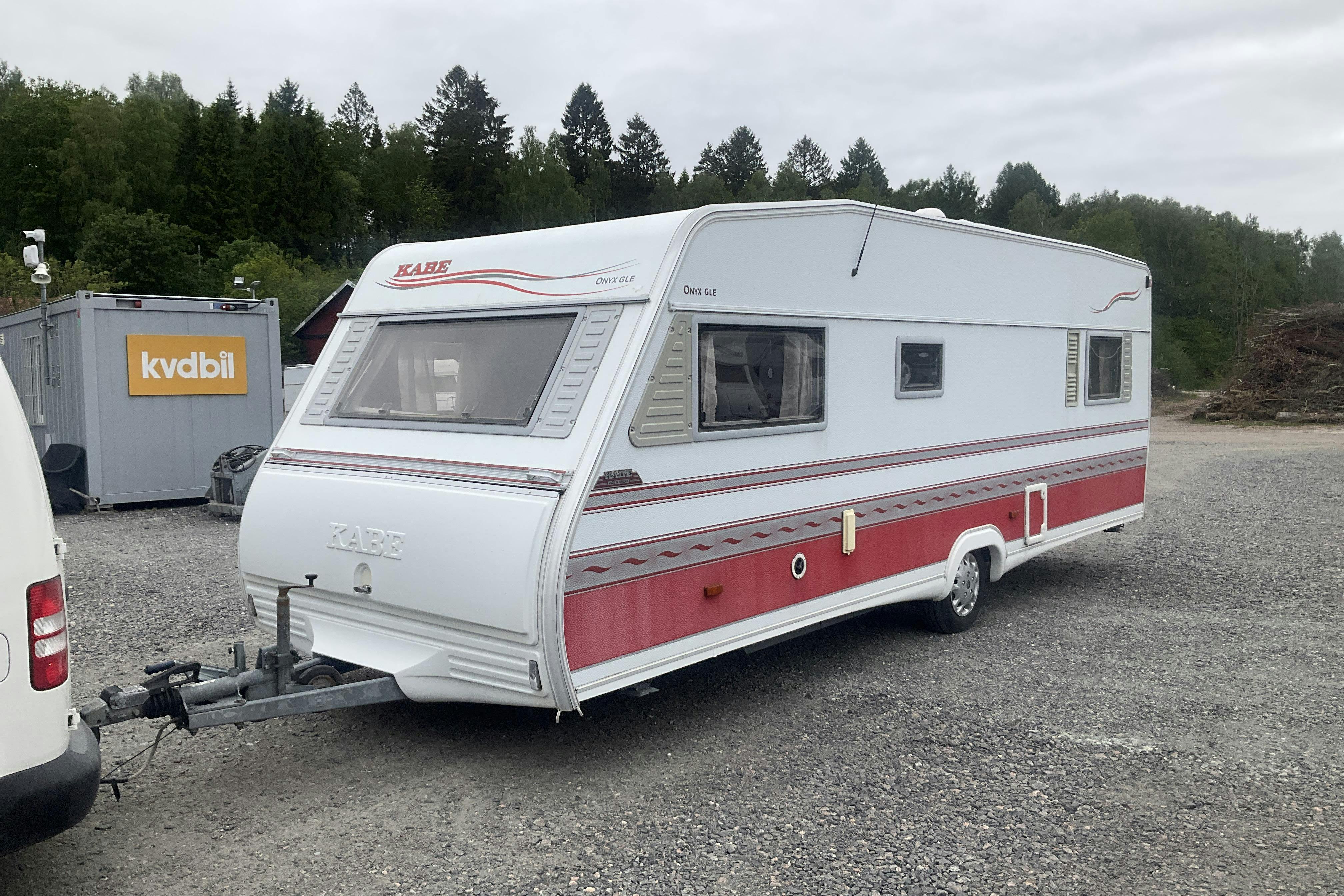 KABE ONYX GLE Husvagn med förtält - 0 km - 2001
