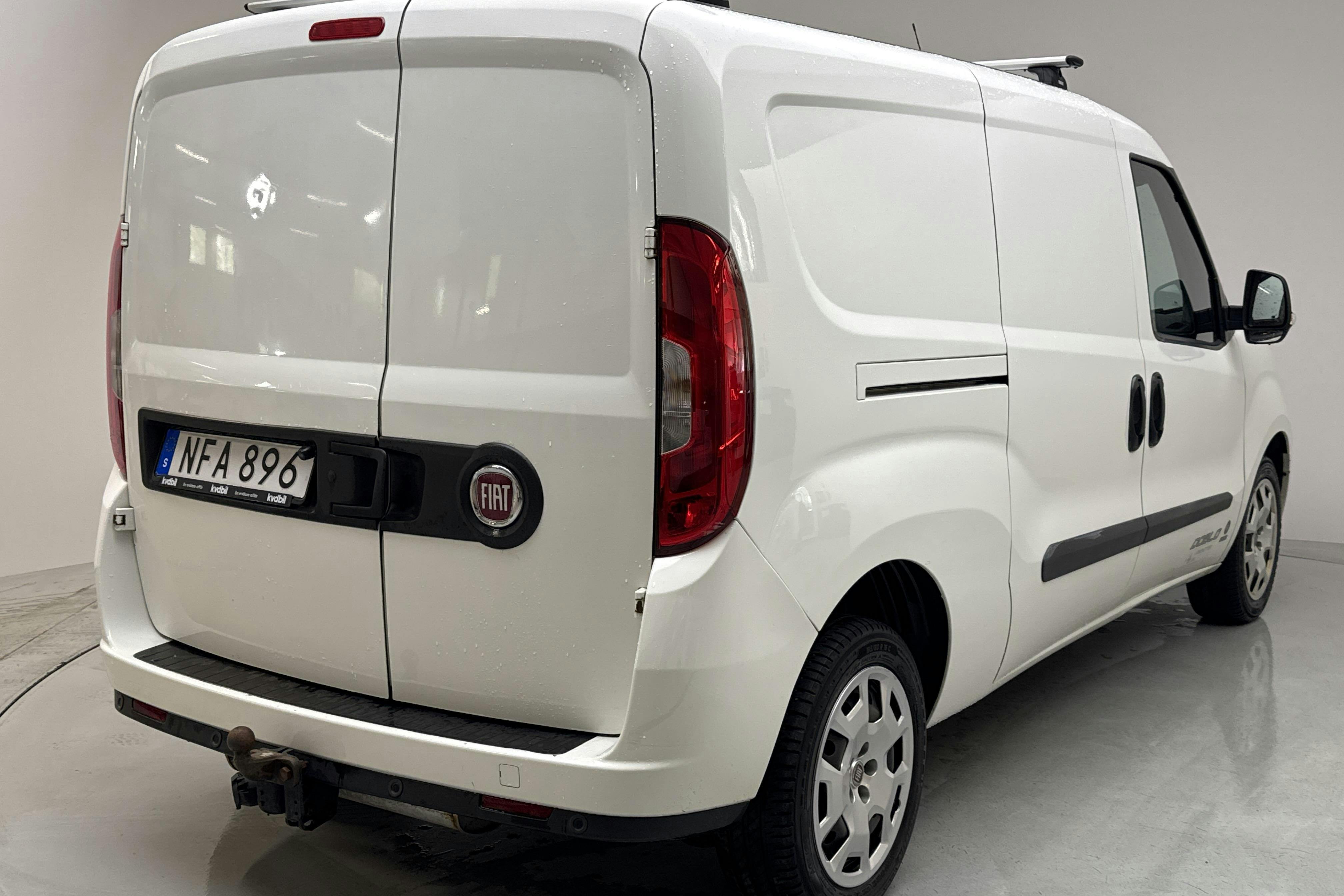 Fiat Doblo Cargo 1.4T CNG (120hk) - 14 199 mil - Manuell - vit - 2018