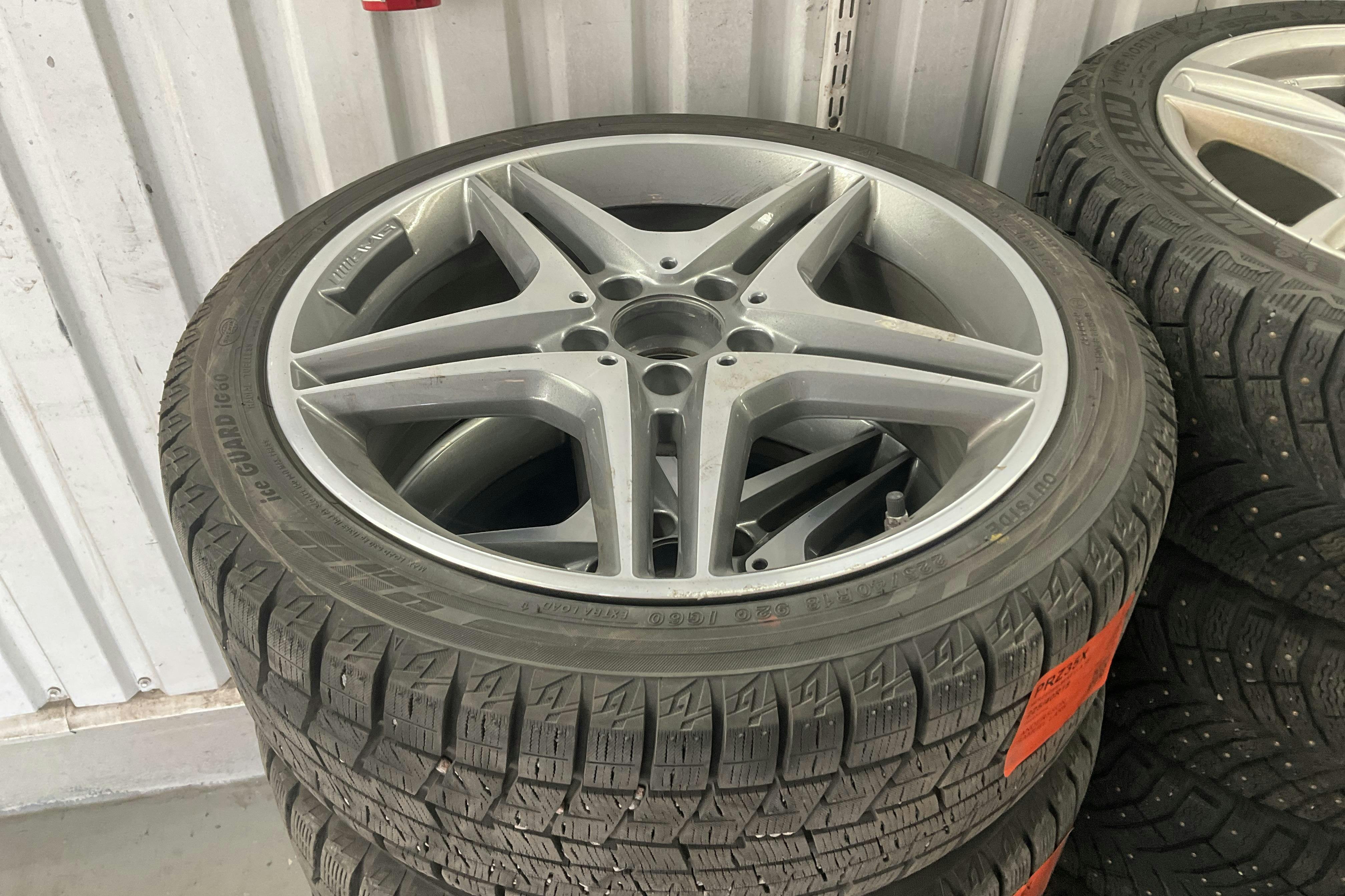 Mercedes CLA 180 Shooting Brake X117 (122hk) - 11 233 mil - Automat - svart - 2019