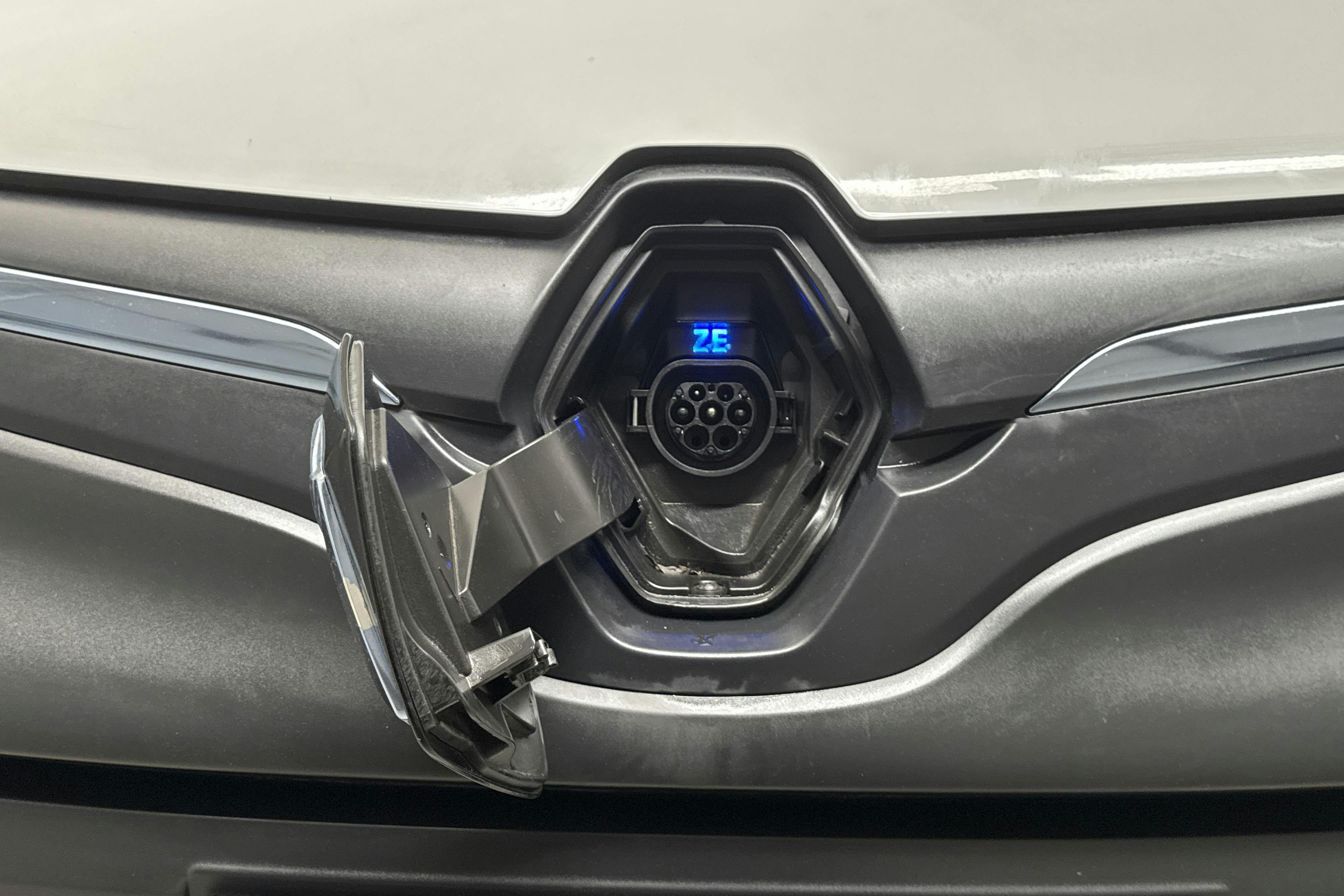 Renault Kangoo II Z.E. 22 kWh Maxi (60hk) - 2 823 mil - Automat - vit - 2014