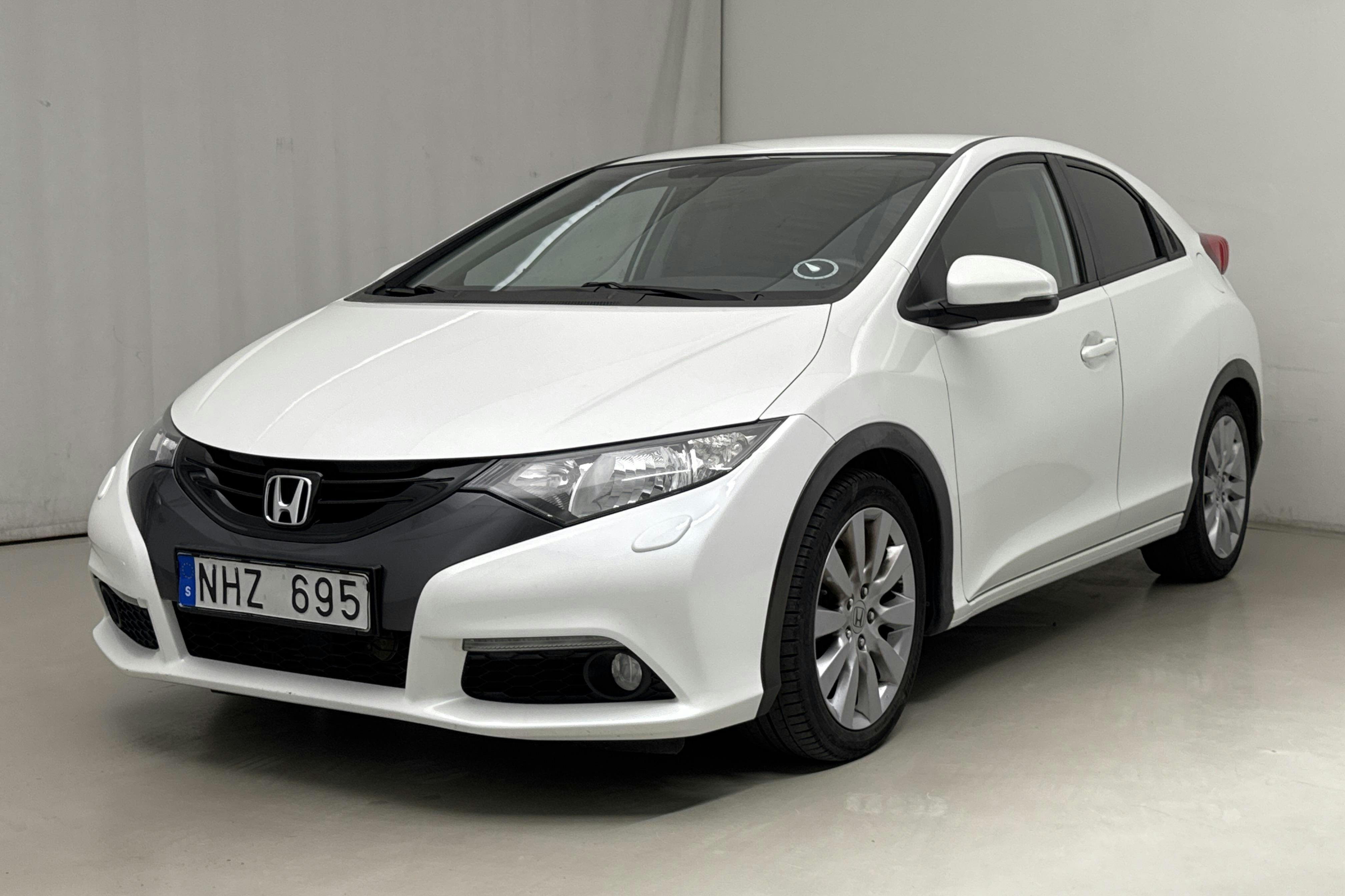 Honda Civic 1.6 i-DTEC 5dr (120hk) - 17 955 mil - Manuell - vit - 2013