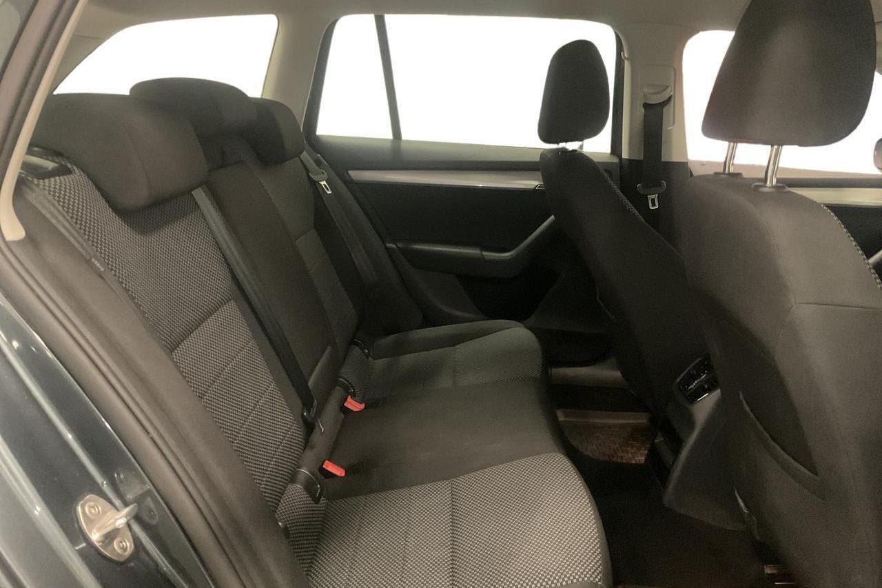 Skoda Octavia III 1.4 TSI G-TEC Combi (110hk) - 12 434 mil - Manuell - grå - 2017