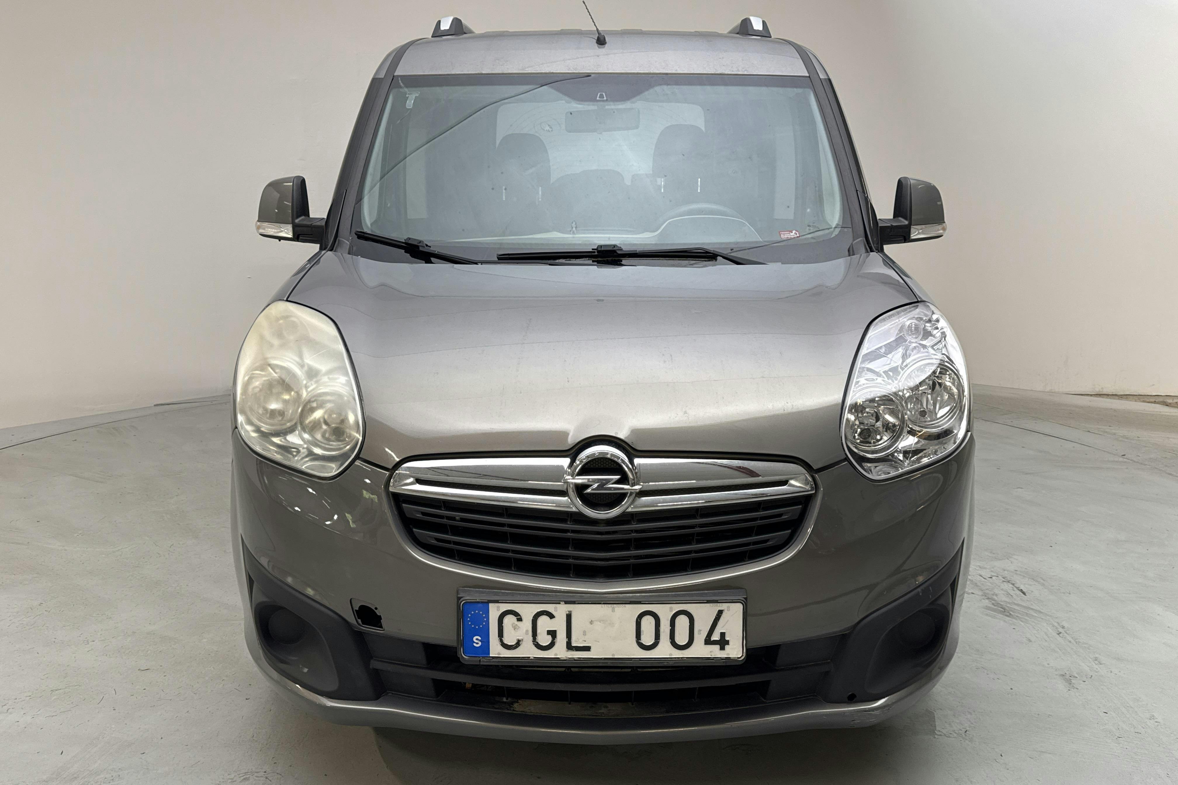 Opel Combo Tour 1.6 CDTI (90hk) - 12 708 mil - Automat - brun - 2012