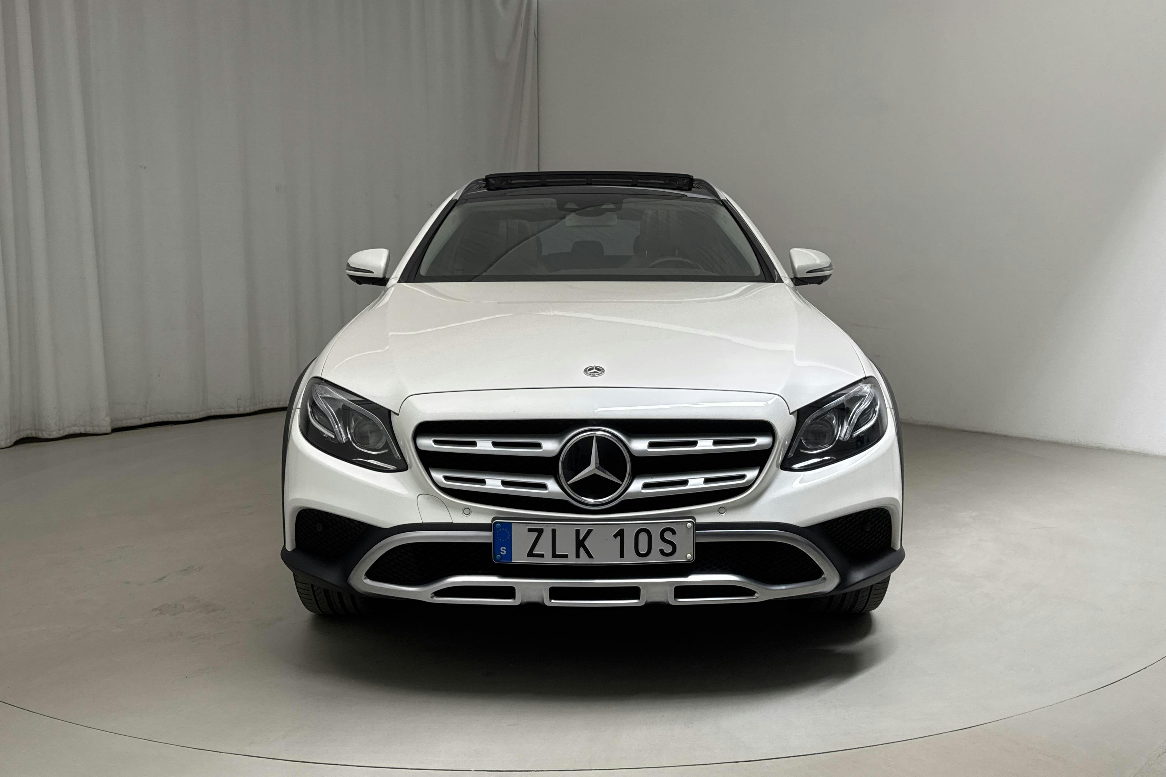 Mercedes E 400 d Kombi 4MATIC All-Terrain S213 (340hk) - 8 861 mil - Automat - vit - 2020