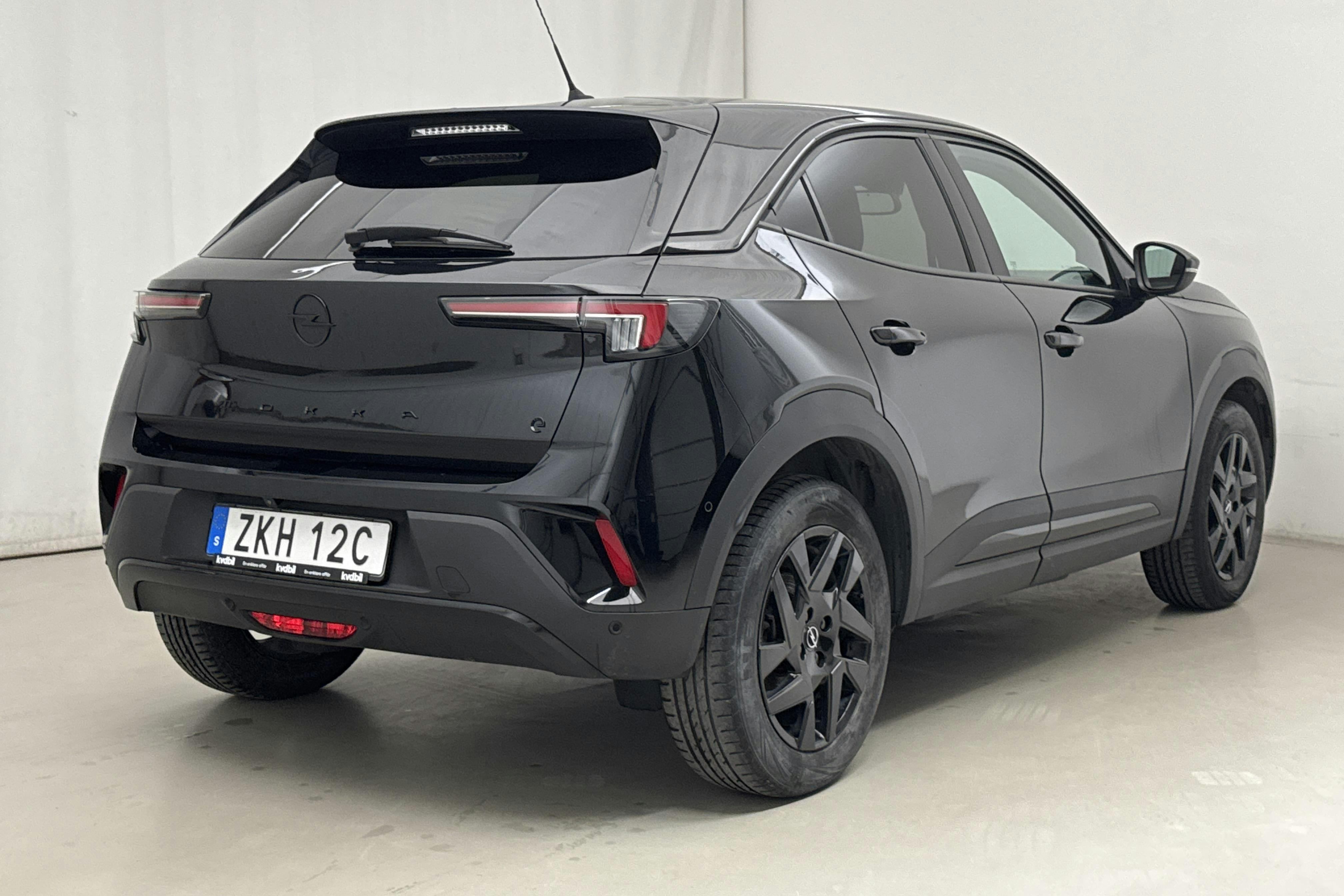 Opel Mokka-e (136hk) - 5 844 mil - Automat - svart - 2021