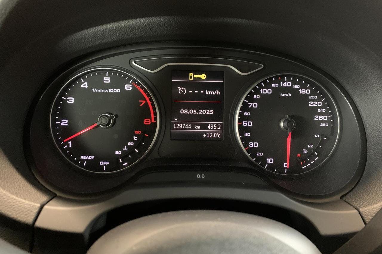 Audi A3 1.0 TFSI Sportback (116hk) - 12 974 mil - Manuell - svart - 2017